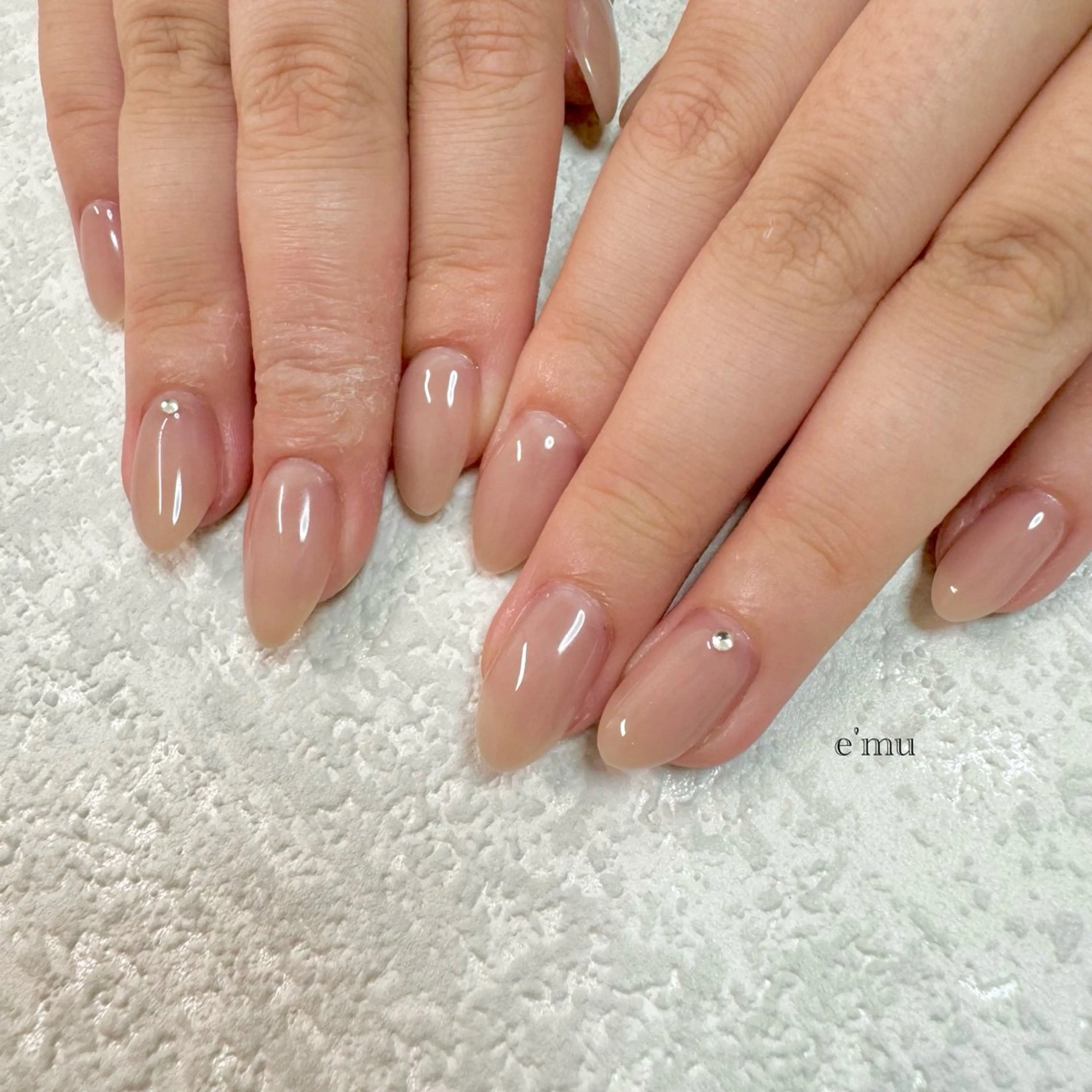 ネイル ワンカラーネイル ハンドネイル nail salon e'mu💐のネイルデザイン