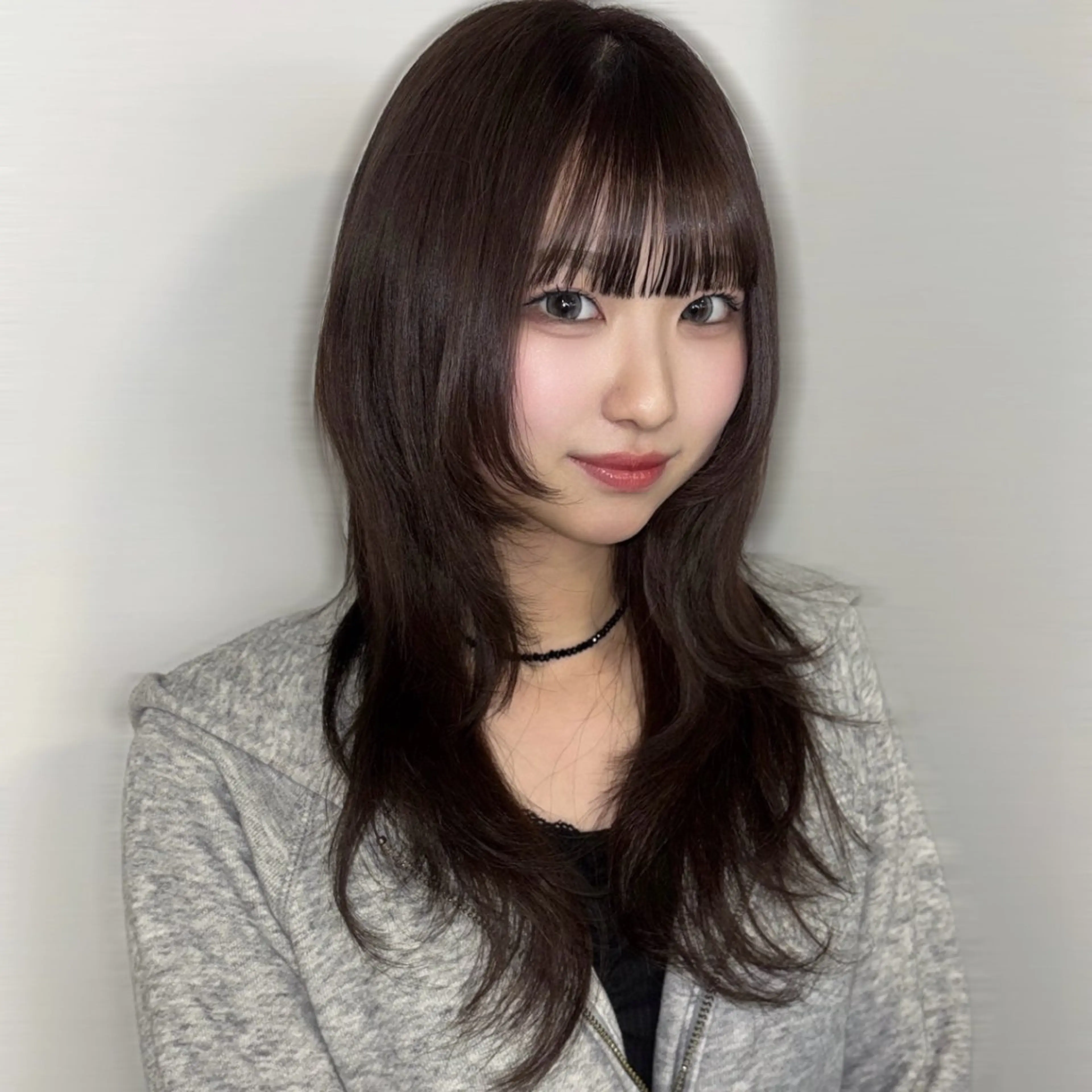 ロング カット Ren. 🦋デザインカラーのヘアスタイル