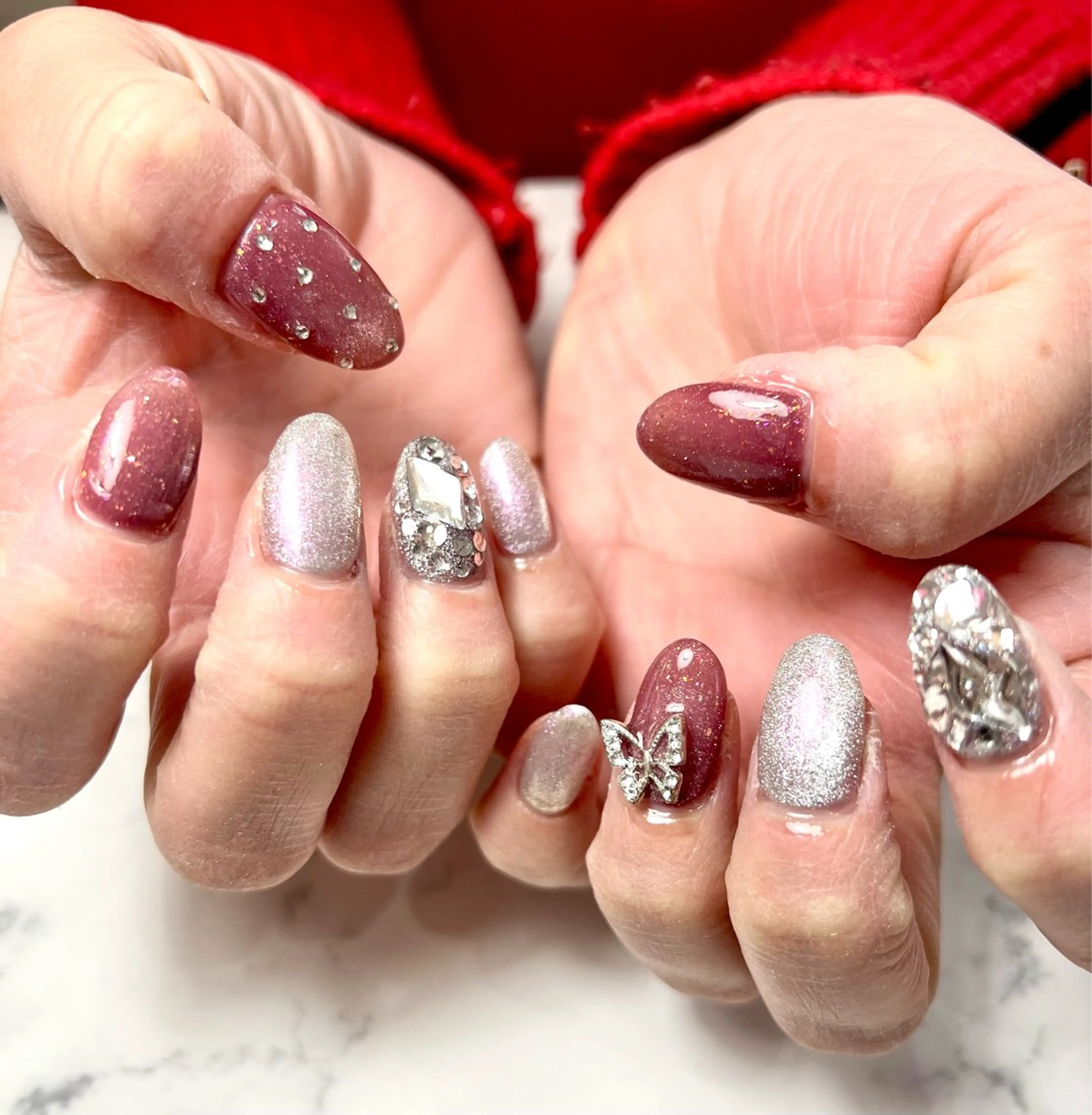 ネイル NATSUMI ✨のネイルデザイン