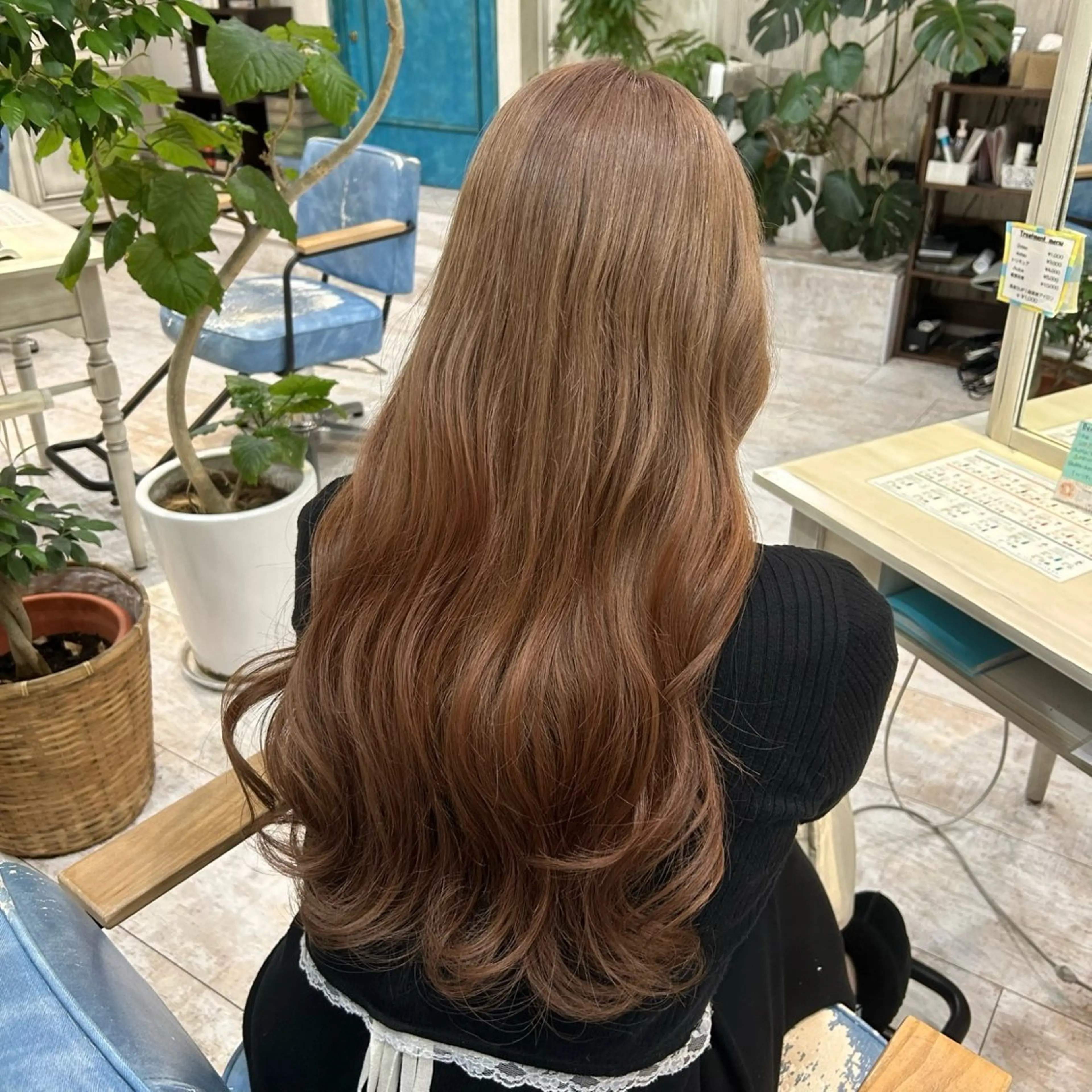 ロング カラー カット ヘアカラー トリートメント 🫧透け感⋆艶髪💎 山口アヤカのヘアスタイル