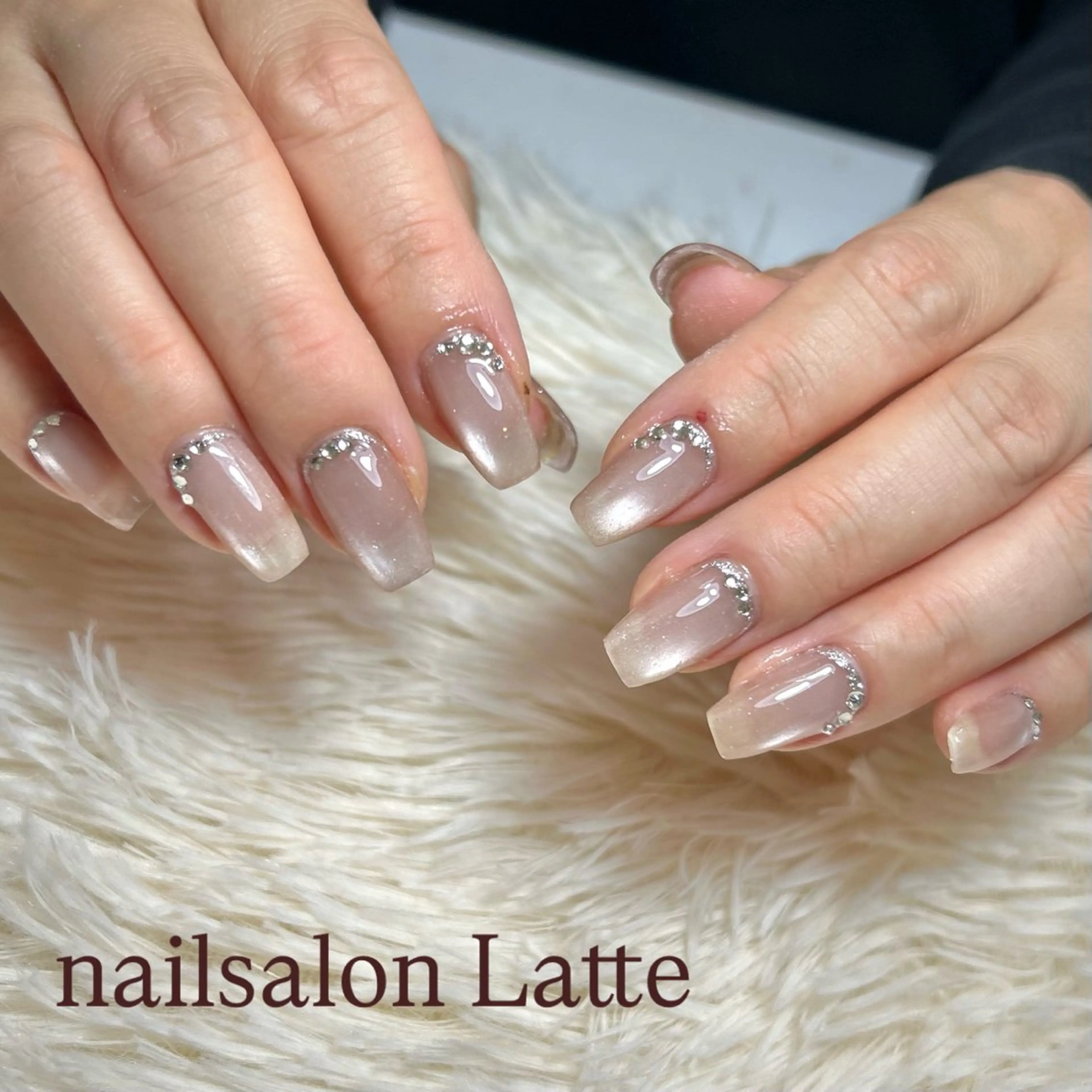 ネイル Nailsalon Latteのネイルデザイン