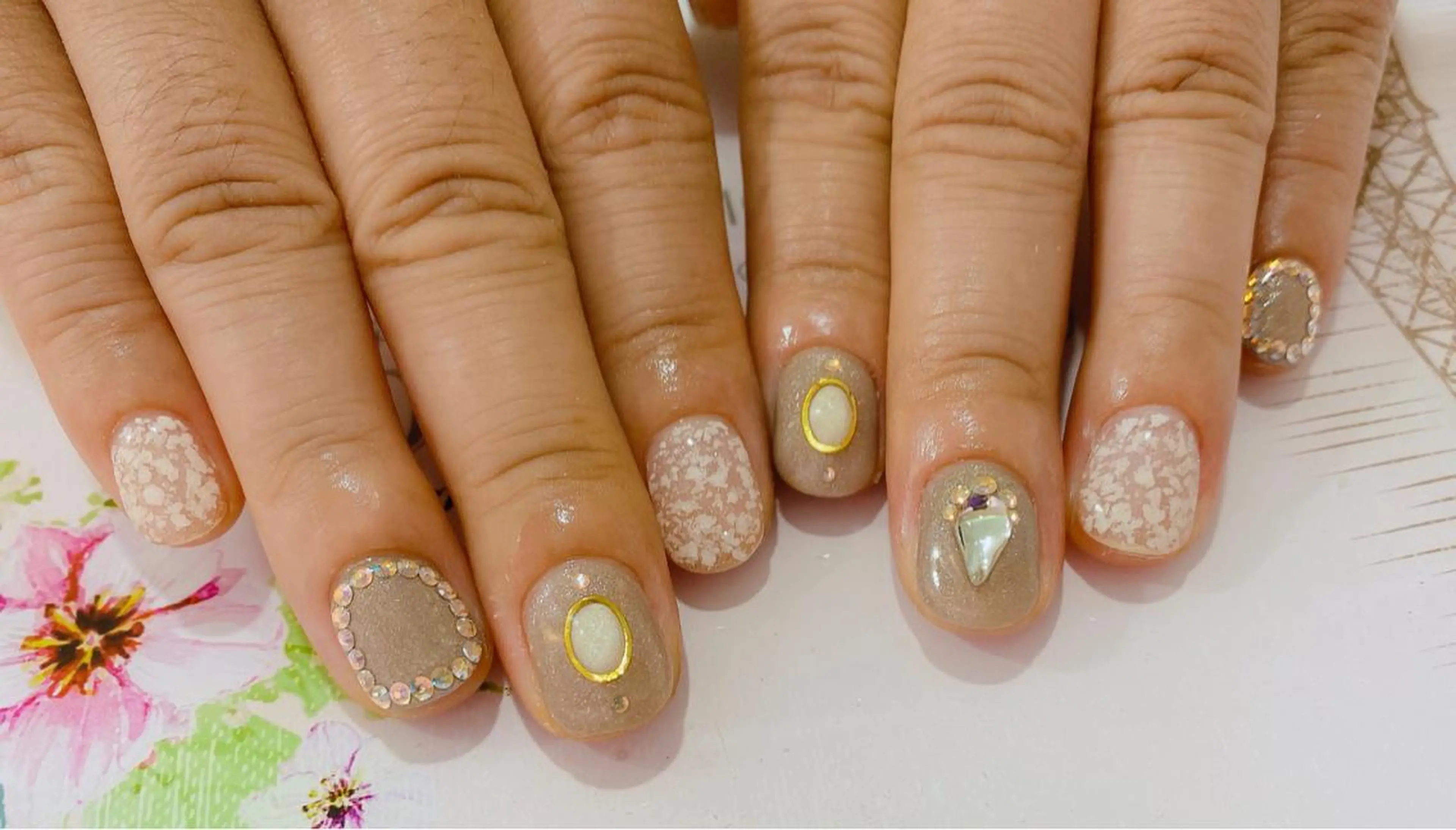 ネイル エムズ エムズのマツエク・マツパデザイン