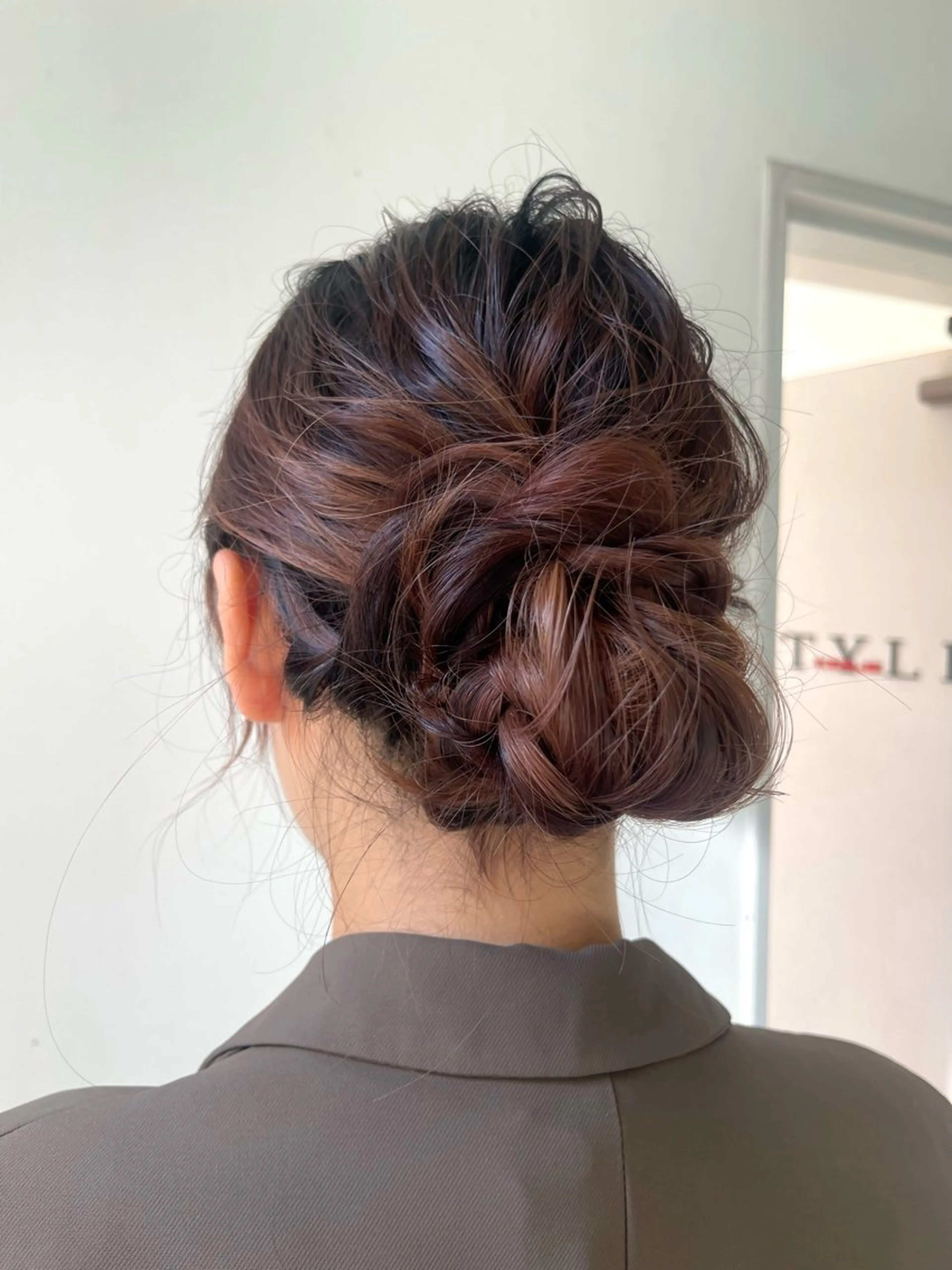 ヘアセット 羽エクステ/シール エクステ/横浜駅5分のヘアスタイル