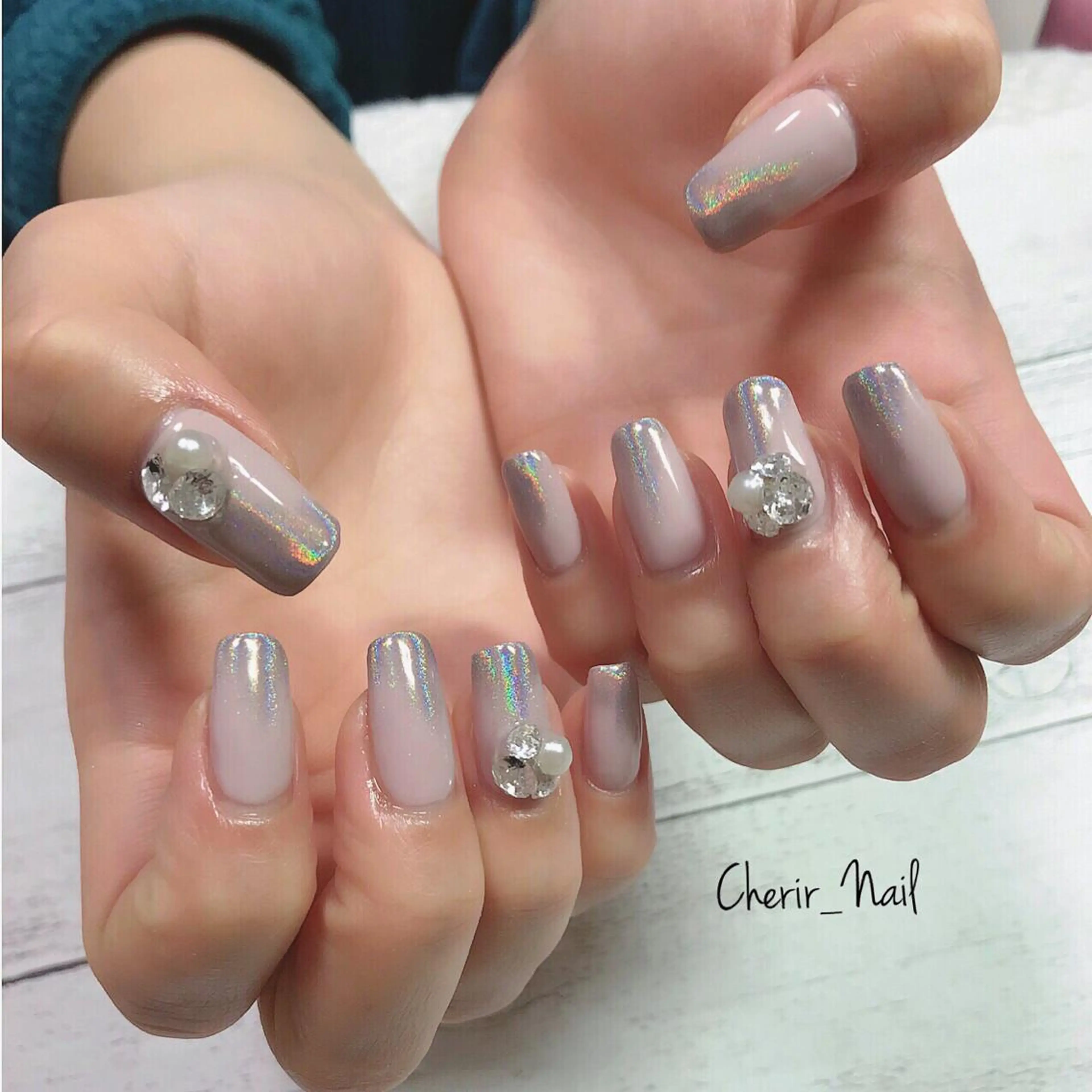 ネイル グラデーション キラキラネイル ロングネイル ミラーネイル ピンク Cherirnail kaoriのネイルデザイン