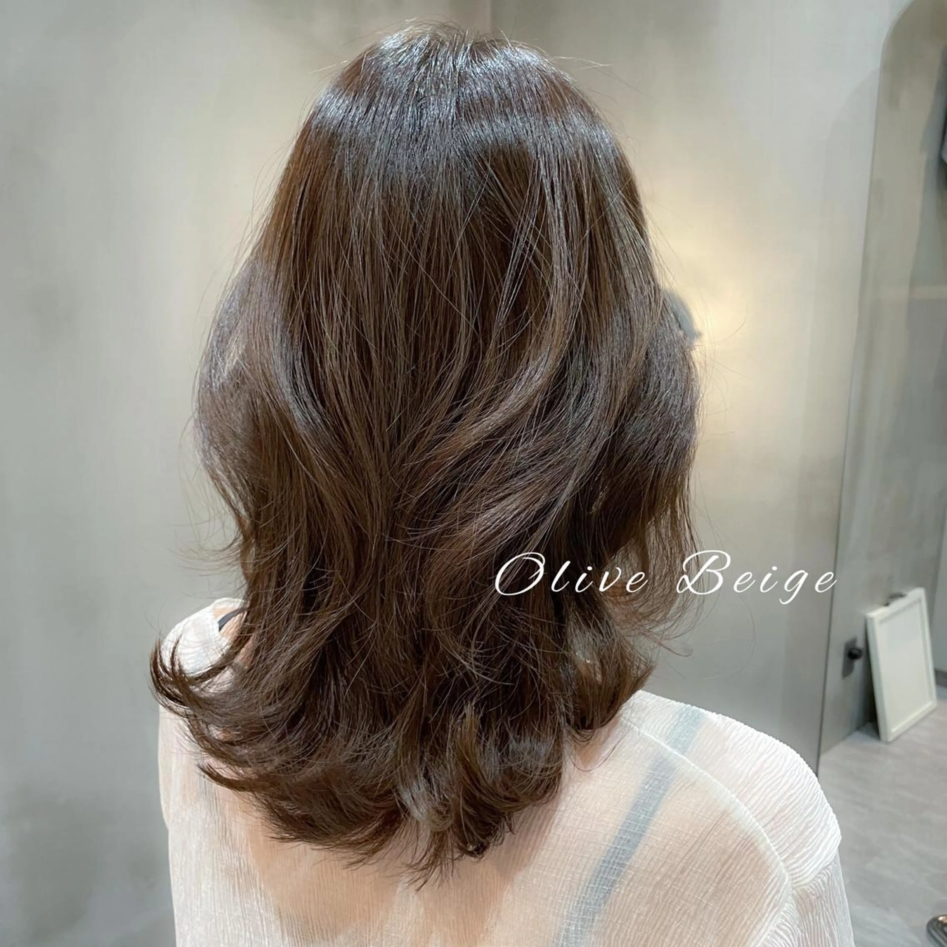 ミディアム くびれヘア 韓国風ヘア LOMA🇰🇷 銀座クボタのヘアスタイル