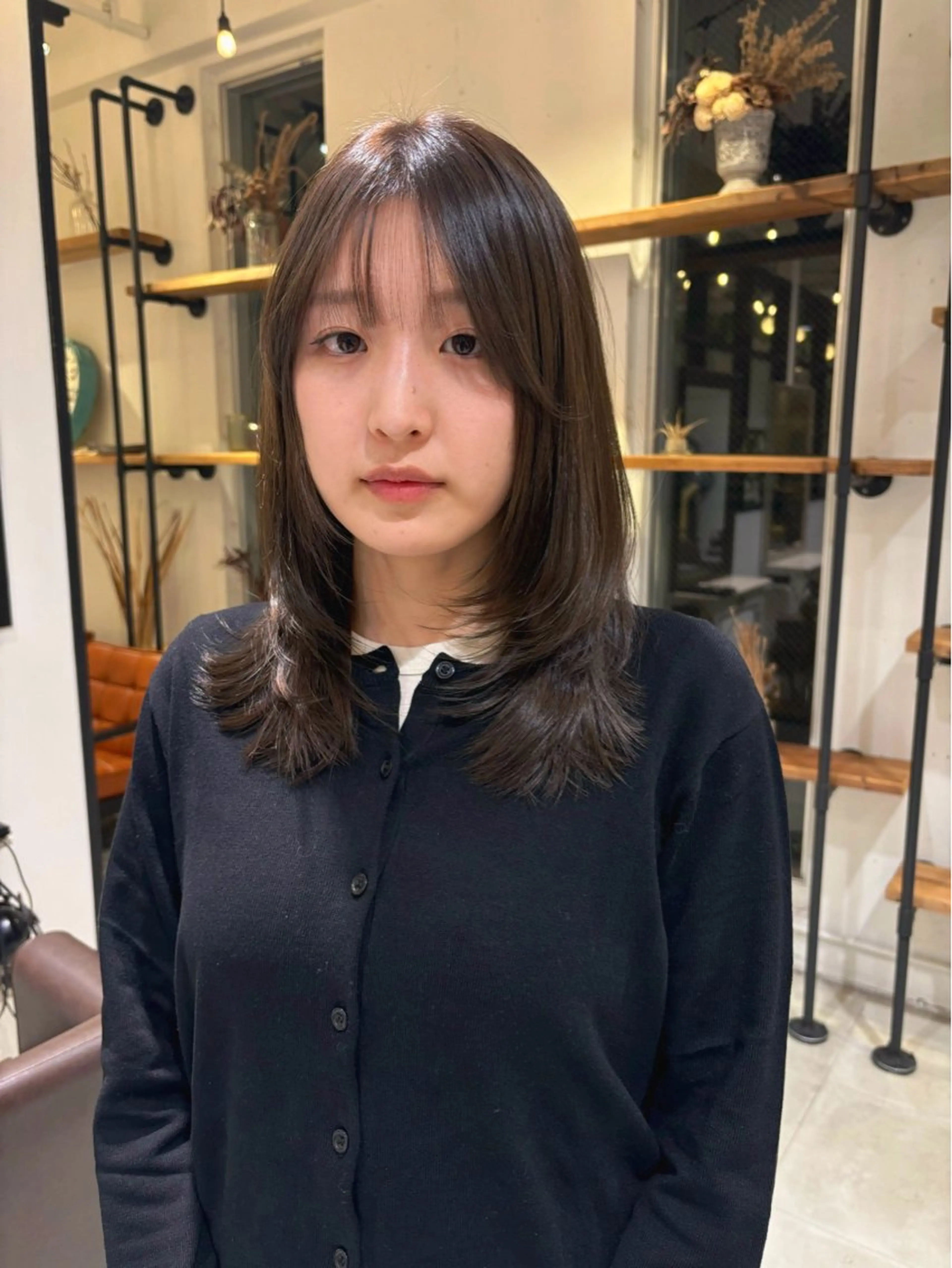 ミディアム レイヤーカット カット ヘアカラー UNSOME二子玉川店所属・ぬくい せいな💫のヘアスタイル