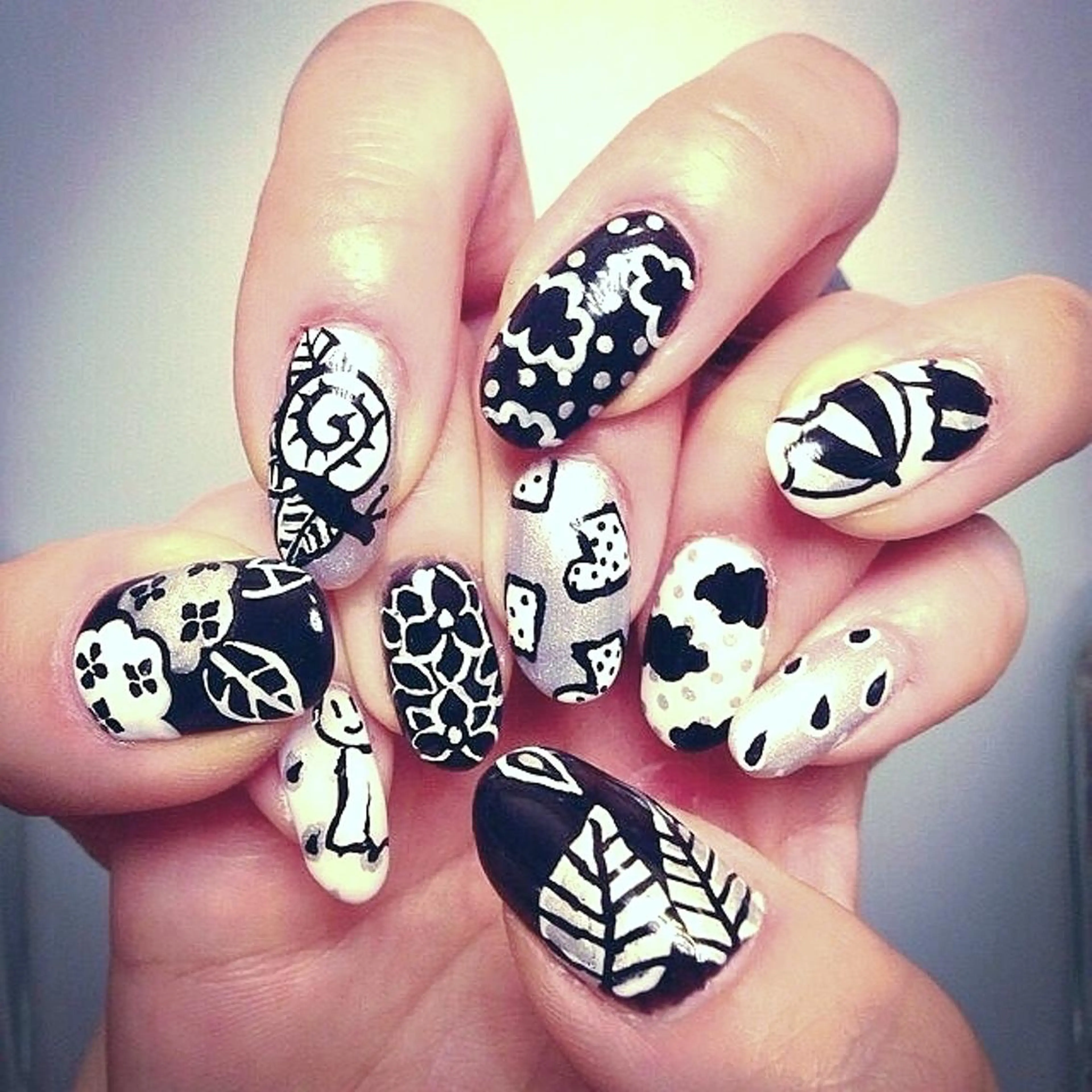 ネイル アートネイル ル ンのネイルデザイン