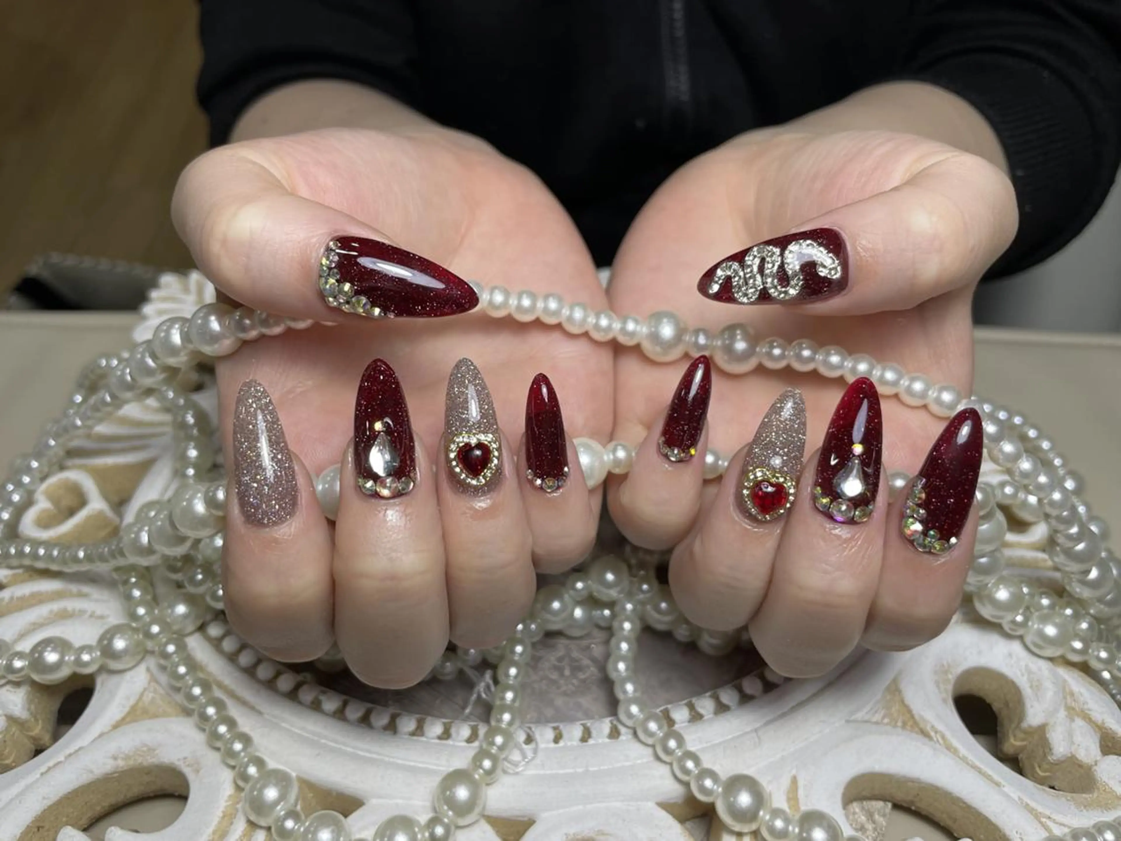 ネイル アートネイル オーロラネイル ガーリー キラキラネイル 韓国ネイル 中野 REIのネイルデザイン