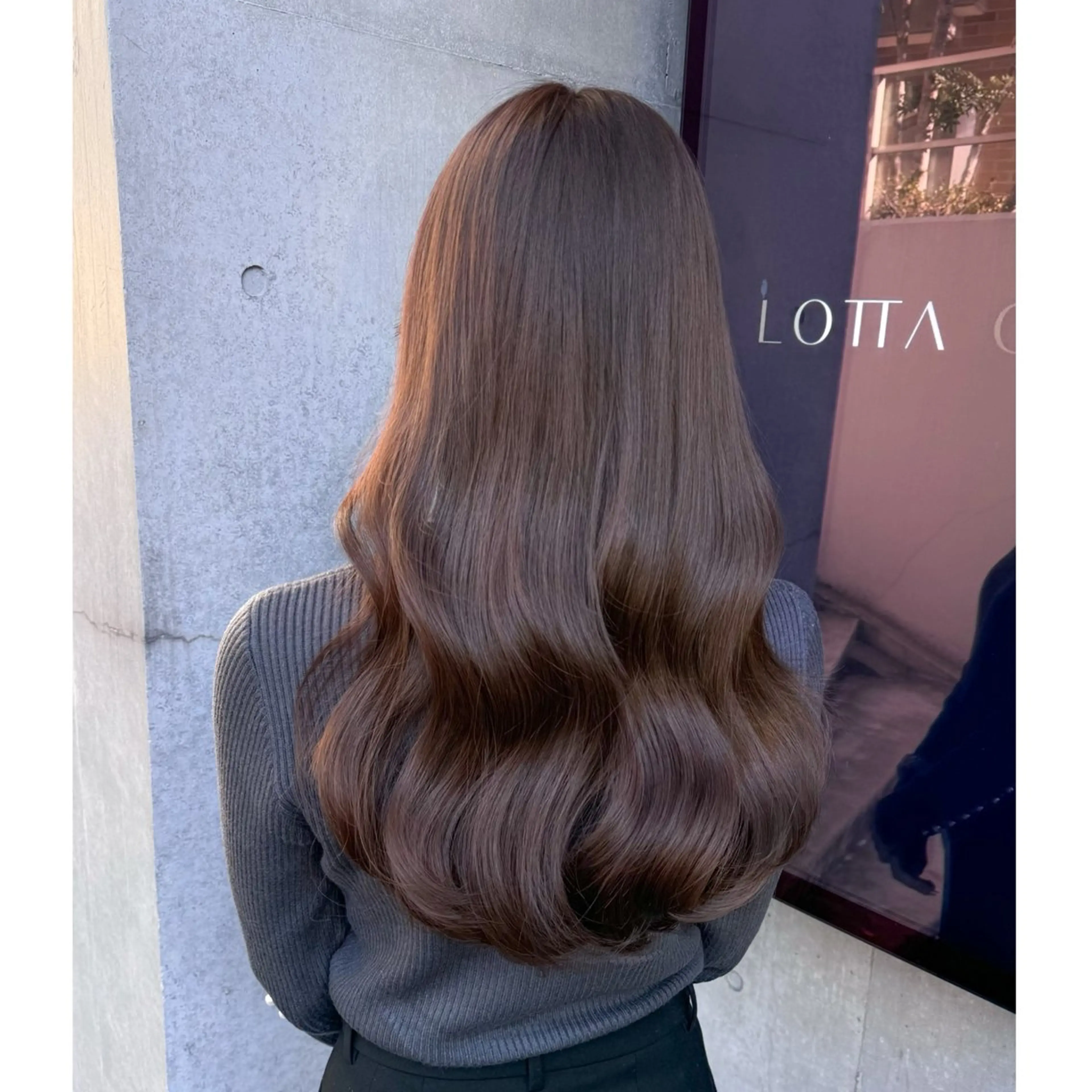 ロング カラー ブリーチ ヘアカラー LOTTA CUCCI所属・miyu /トレンド カラー×艶髪のヘアスタイル