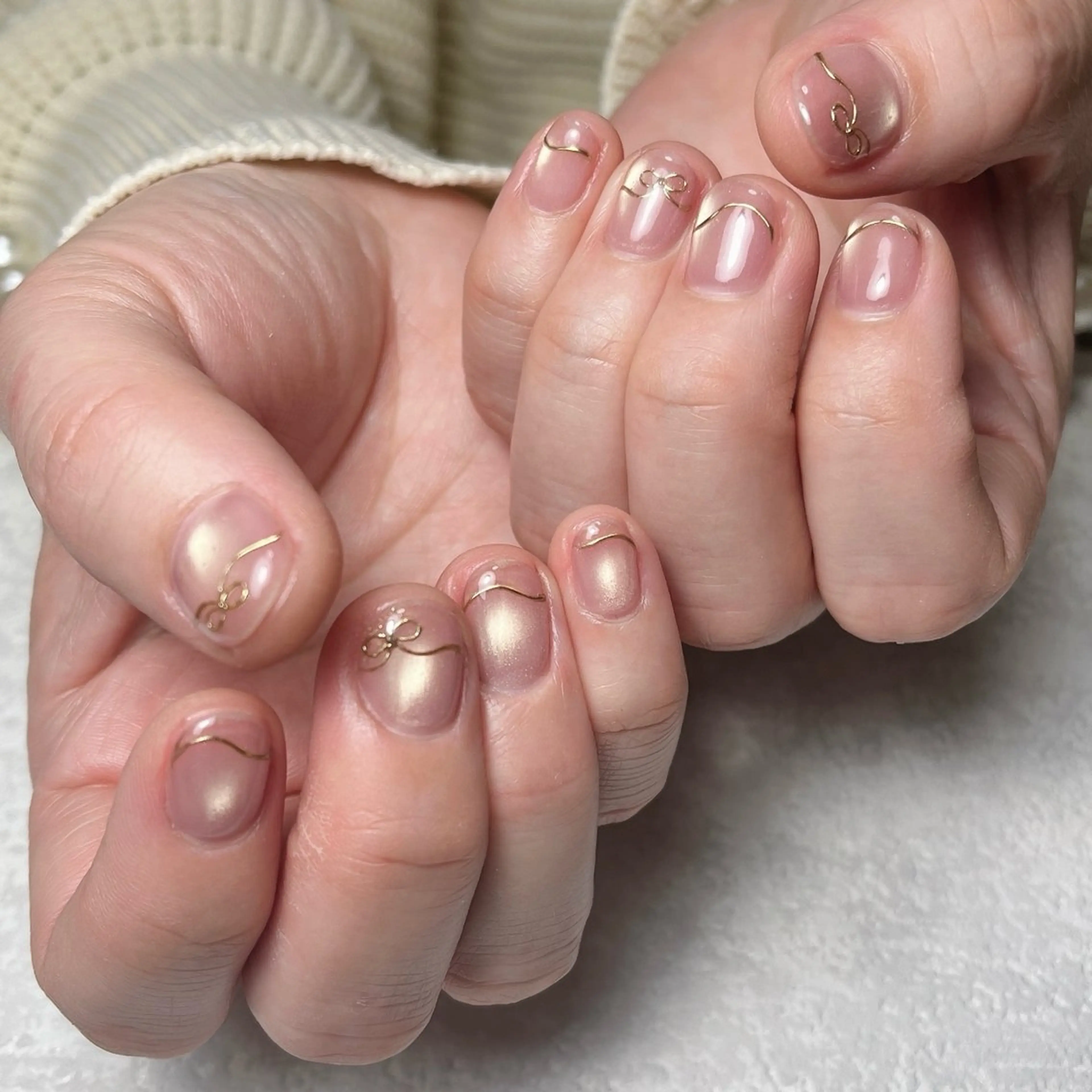 ネイル ショートネイル ハンドネイル Reura【リュウラ】所属・柴岡 実穂のネイルデザイン