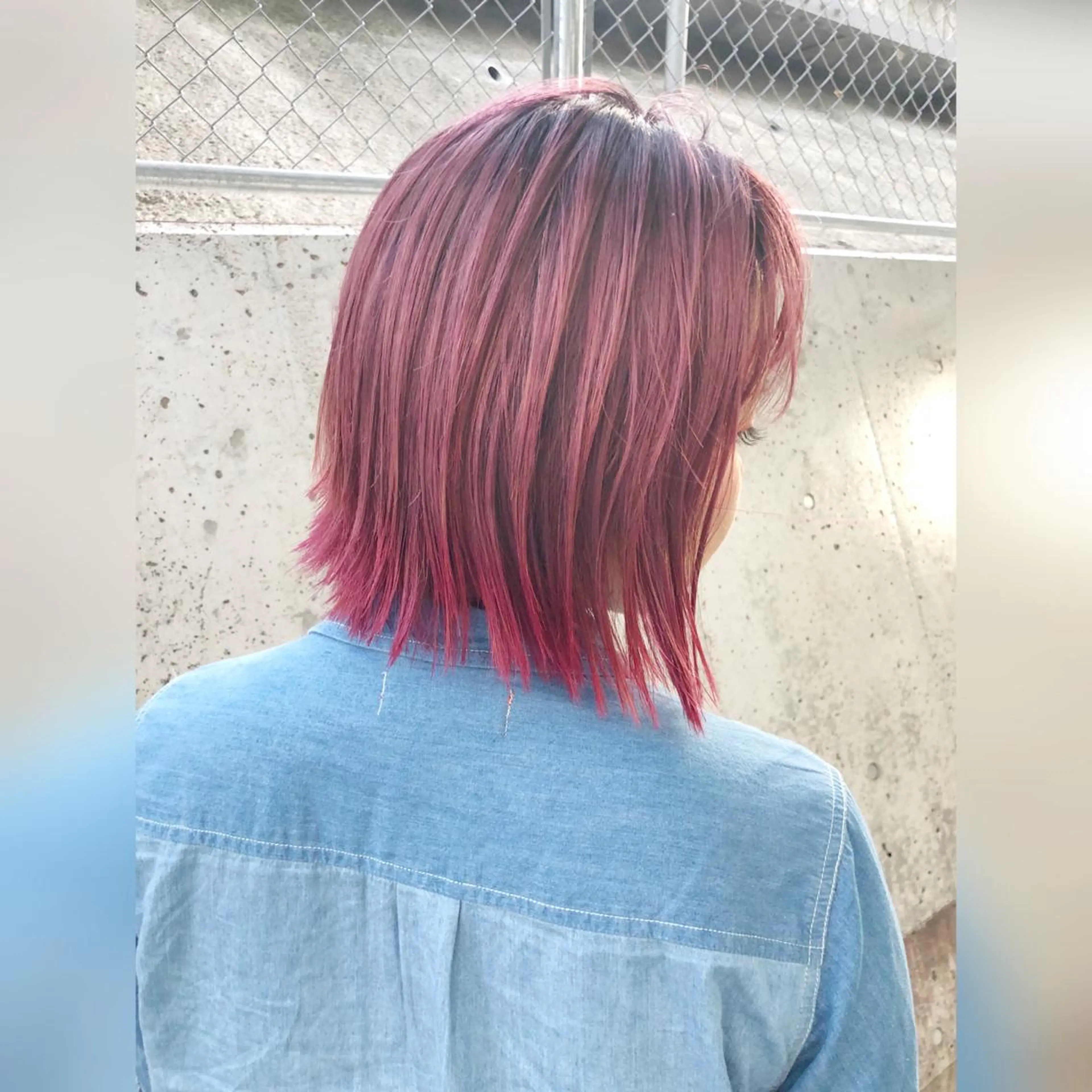 ミディアム 圧倒的美髪ストレート ツダケイタロウのヘアスタイル