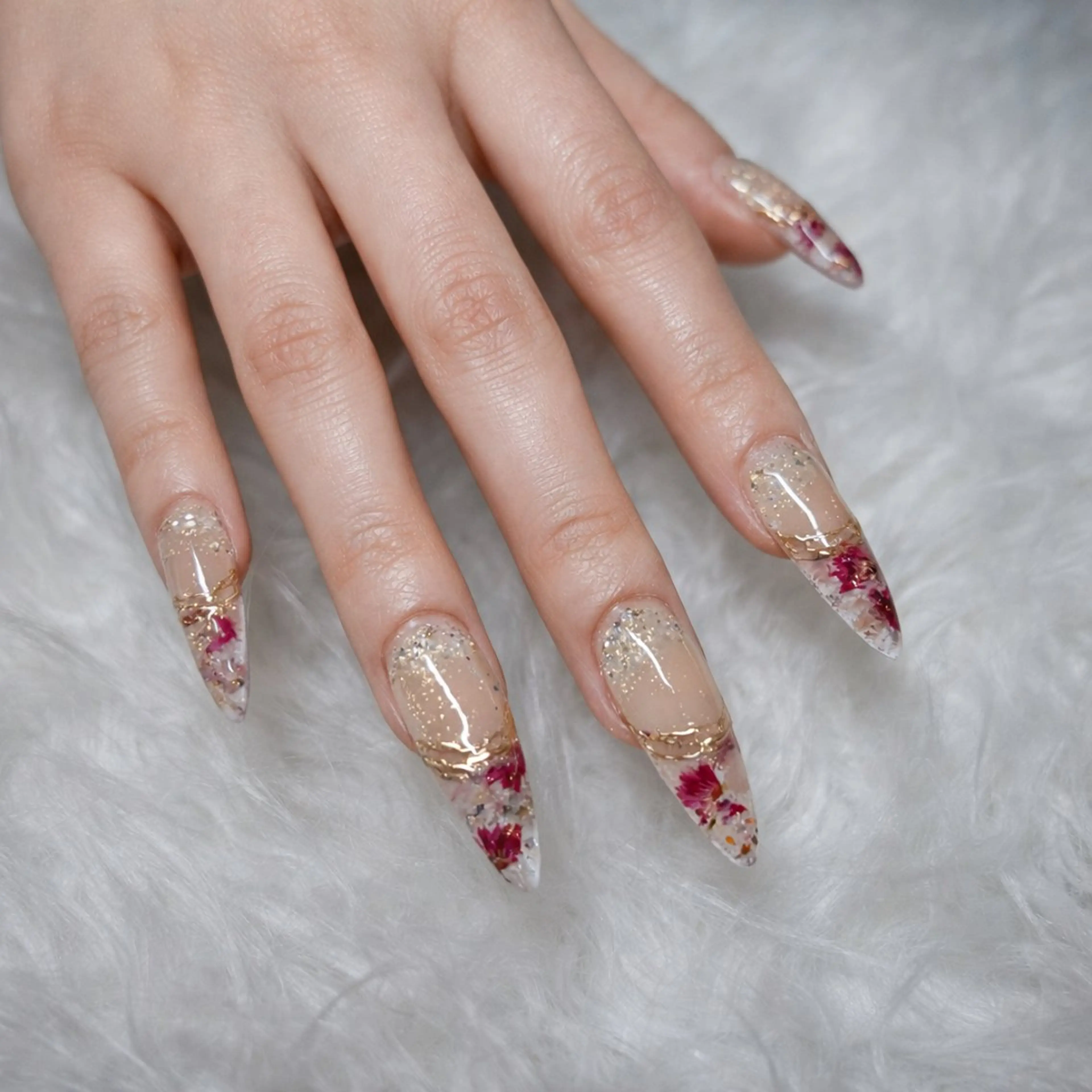 ネイル ハンドネイル fleulilas所属・fleulilas 18時以降も予約OKのネイルデザイン