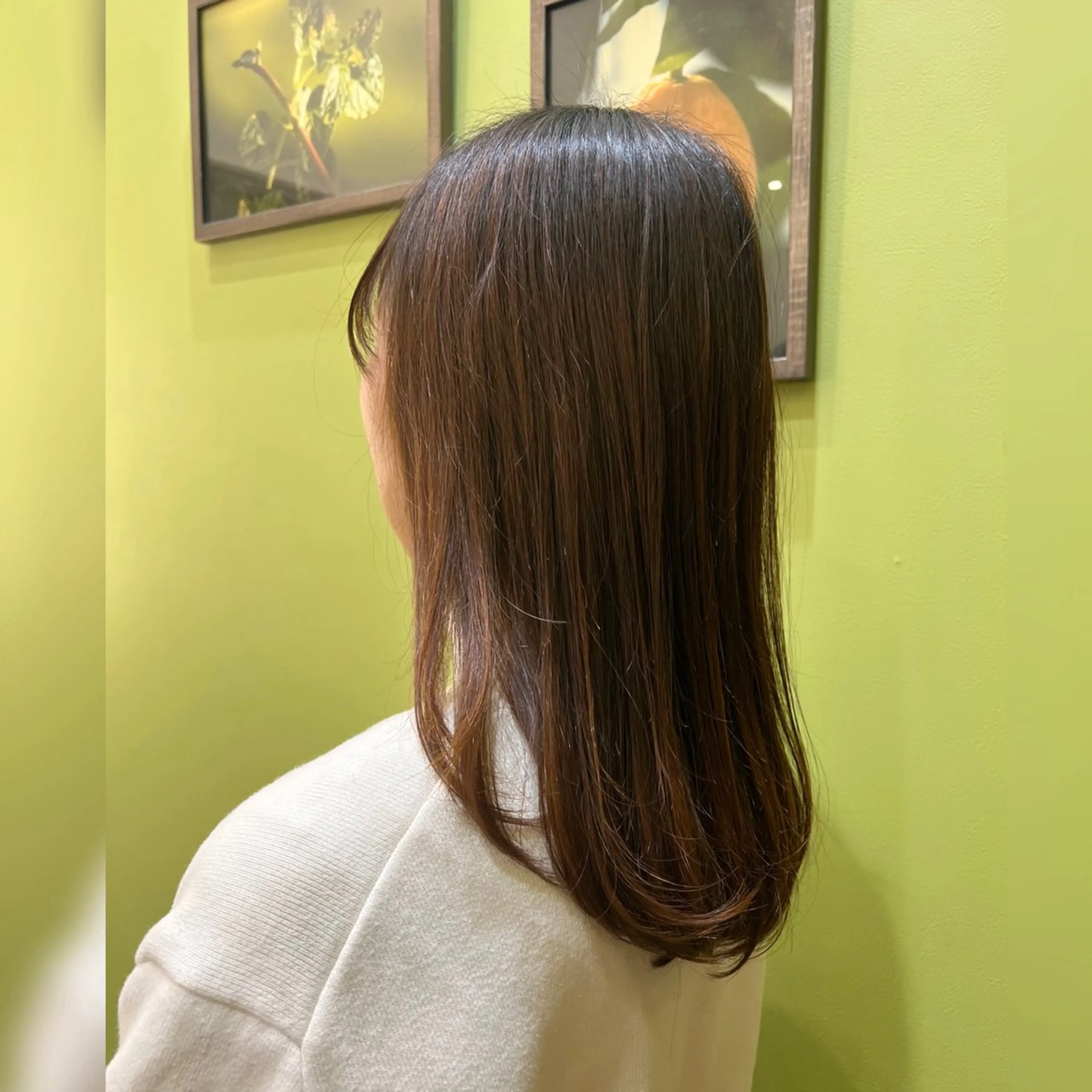 セミロング カラー パーマ ヘアアレンジ Moe🫧 ショート🩶のヘアスタイル