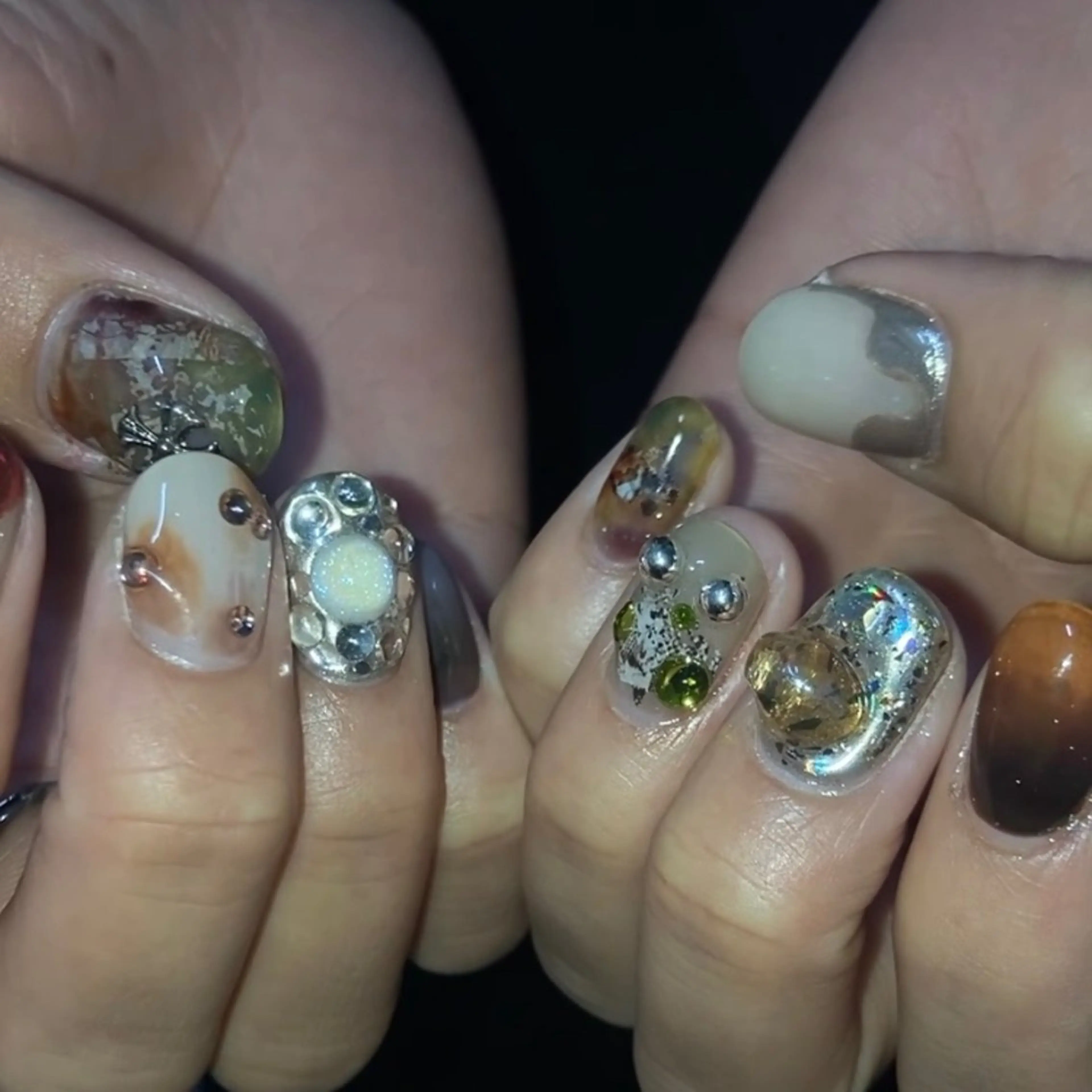 ネイル ハンドネイル フットネイル kana/モード ・グランジ໒꒱のネイルデザイン