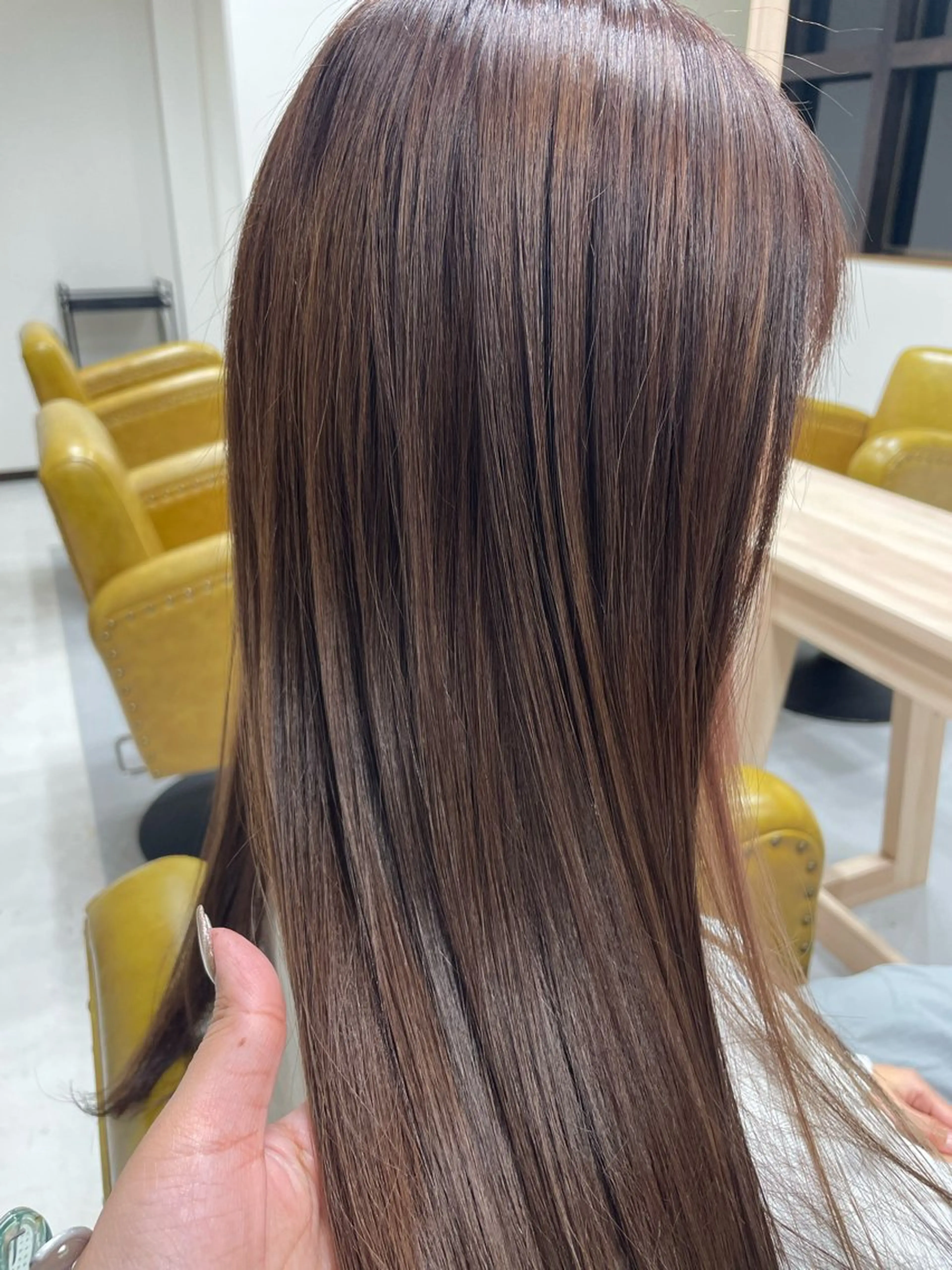 ロング カラー 大内 カオリのヘアスタイル