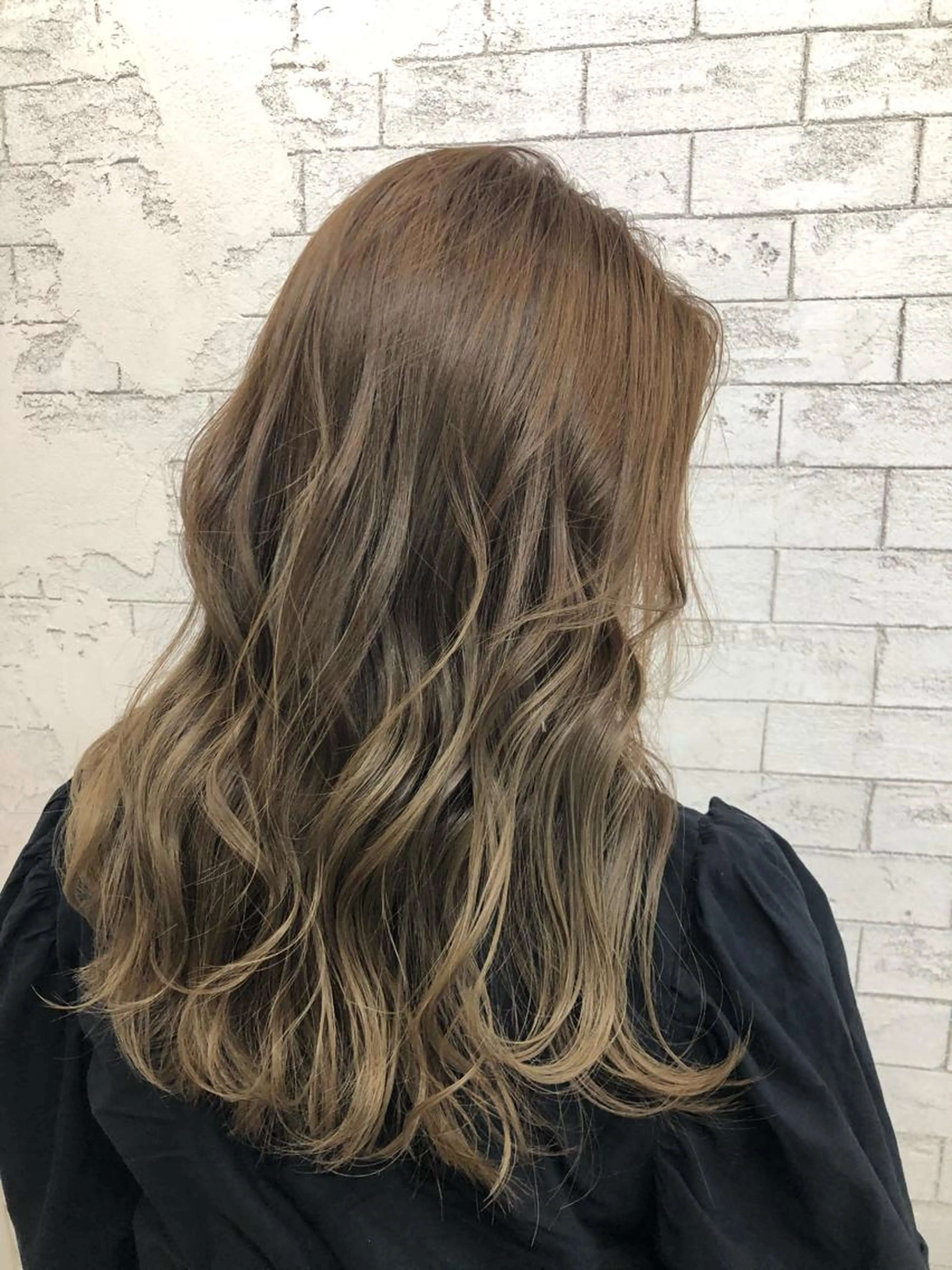 カット×カラー(ブリーチなし)×超音波トリートメント ¥7700 土日祝日料金＋1100円の写真