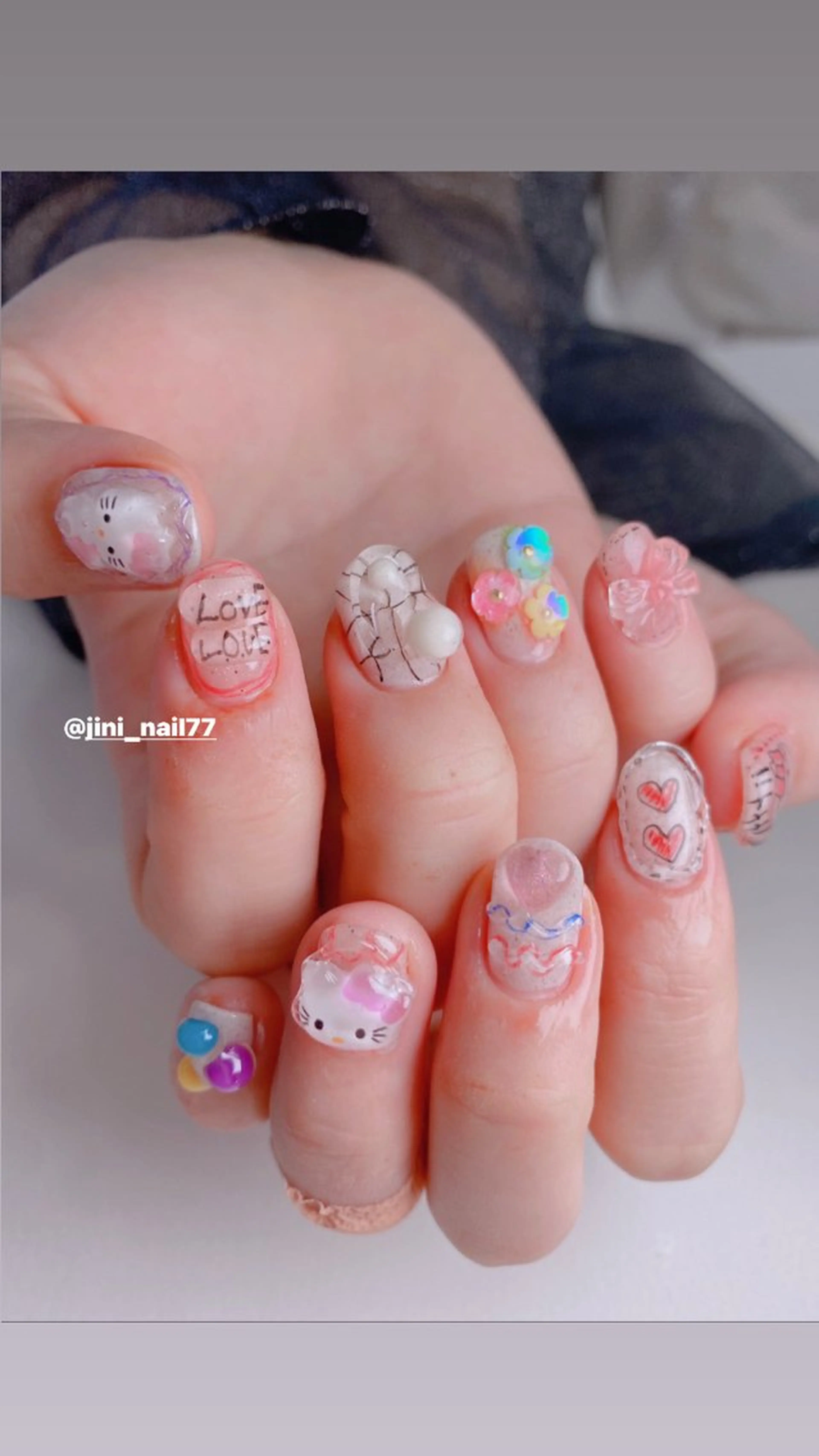 ネイル JINI NAIL所属・ジニ ネイルのネイルデザイン