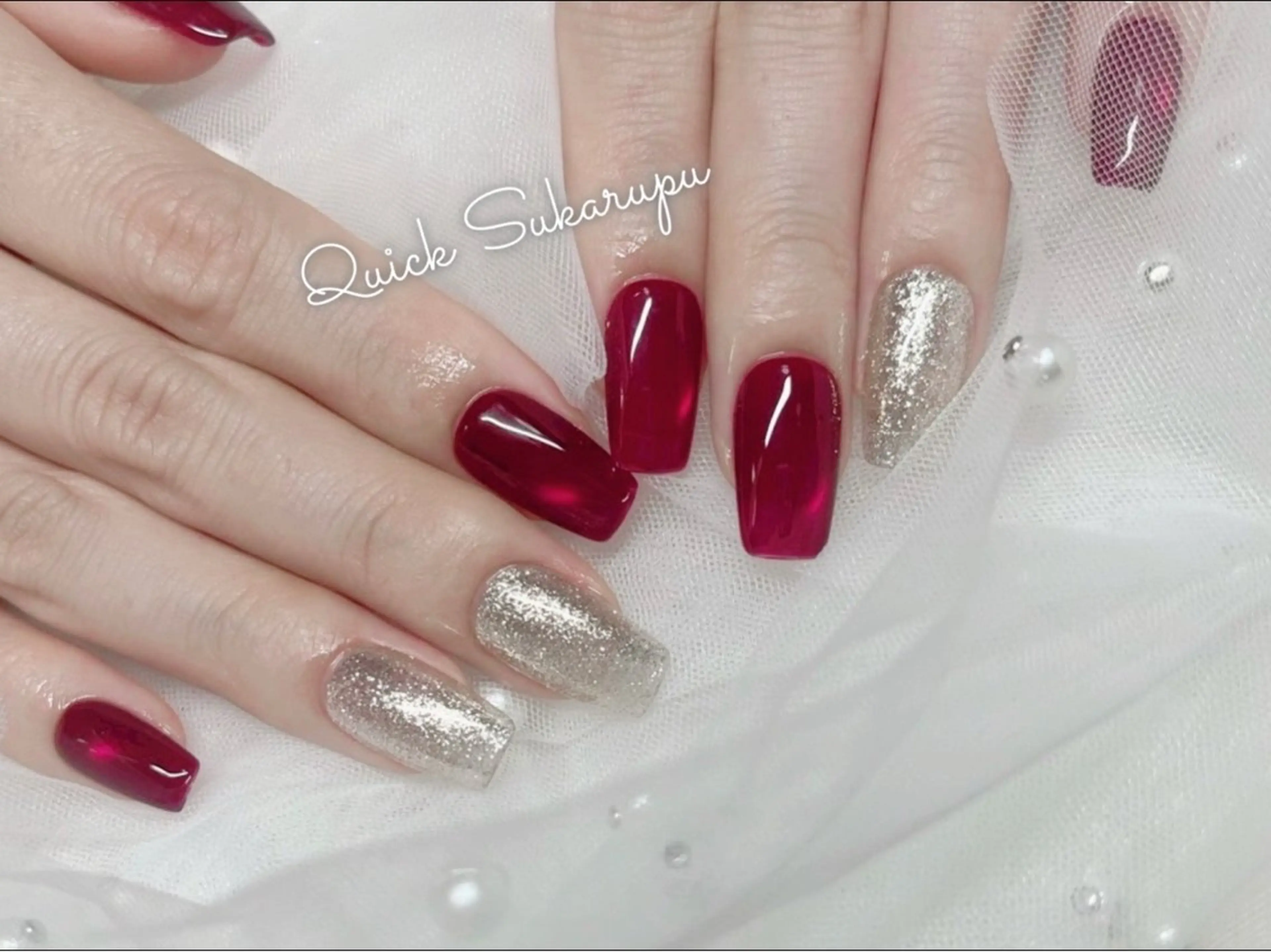 ミディアム ハンドネイル Quick Sukarupu 高田馬場店所属・Quick Sukarupuのネイルデザイン