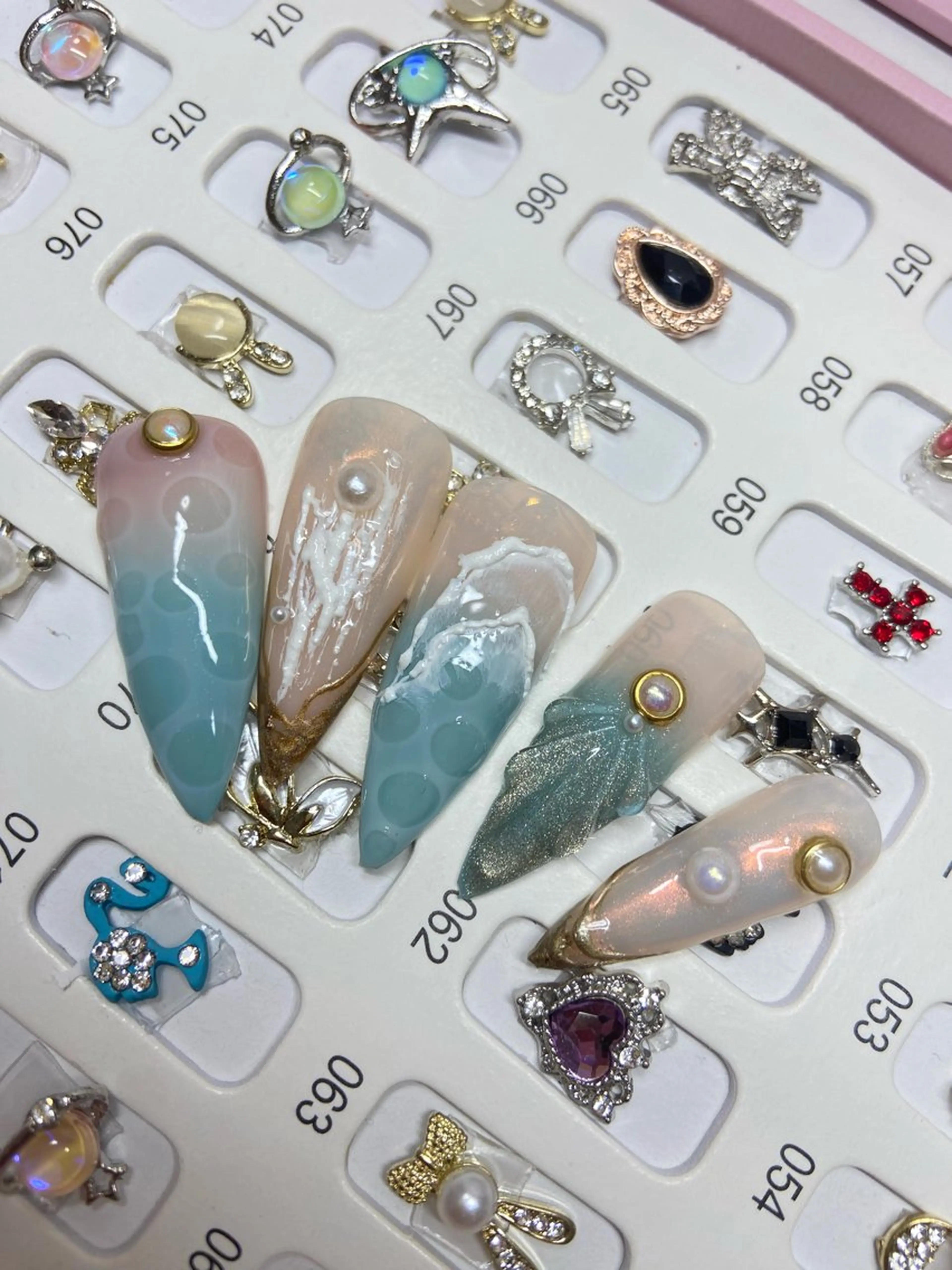 ネイル 夏ネイル HandSnail自宅サロン所属・HandSnail 座間自宅ネイルサロンのネイルデザイン