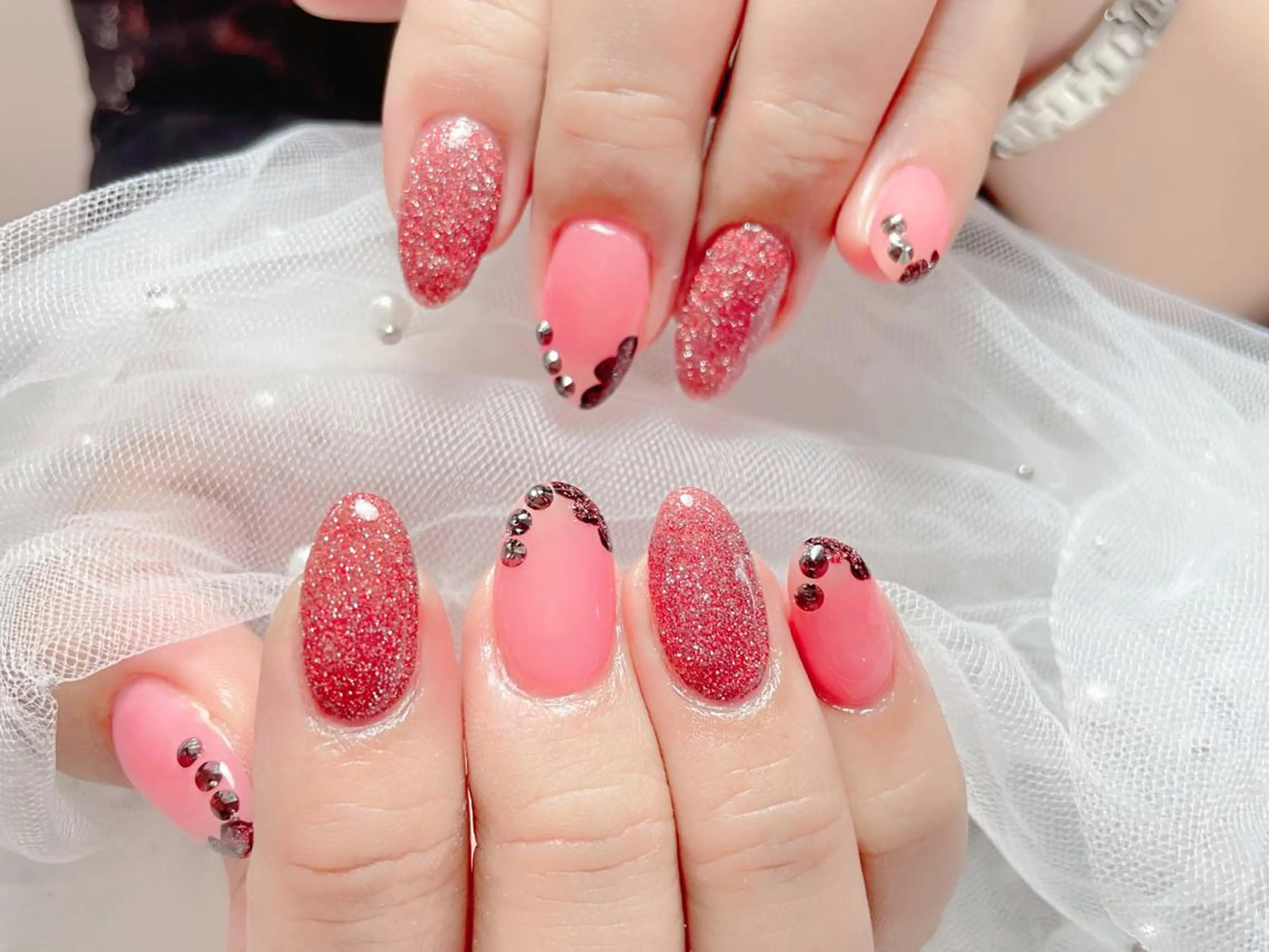 ネイル ハンドネイル マジックミラー所属・マジック ミラーのネイルデザイン