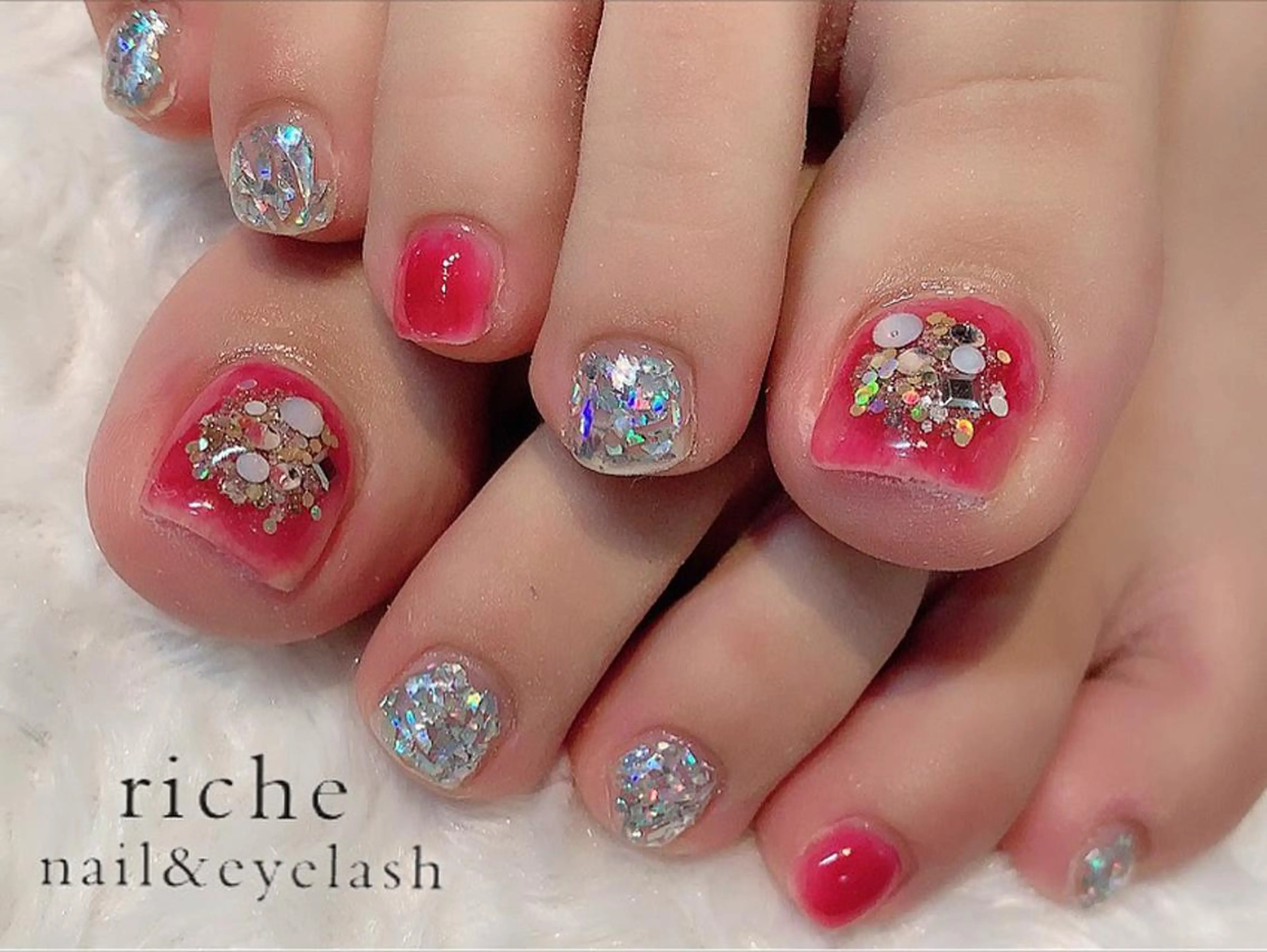 ネイル ホログラムネイル K. Misakiのネイルデザイン