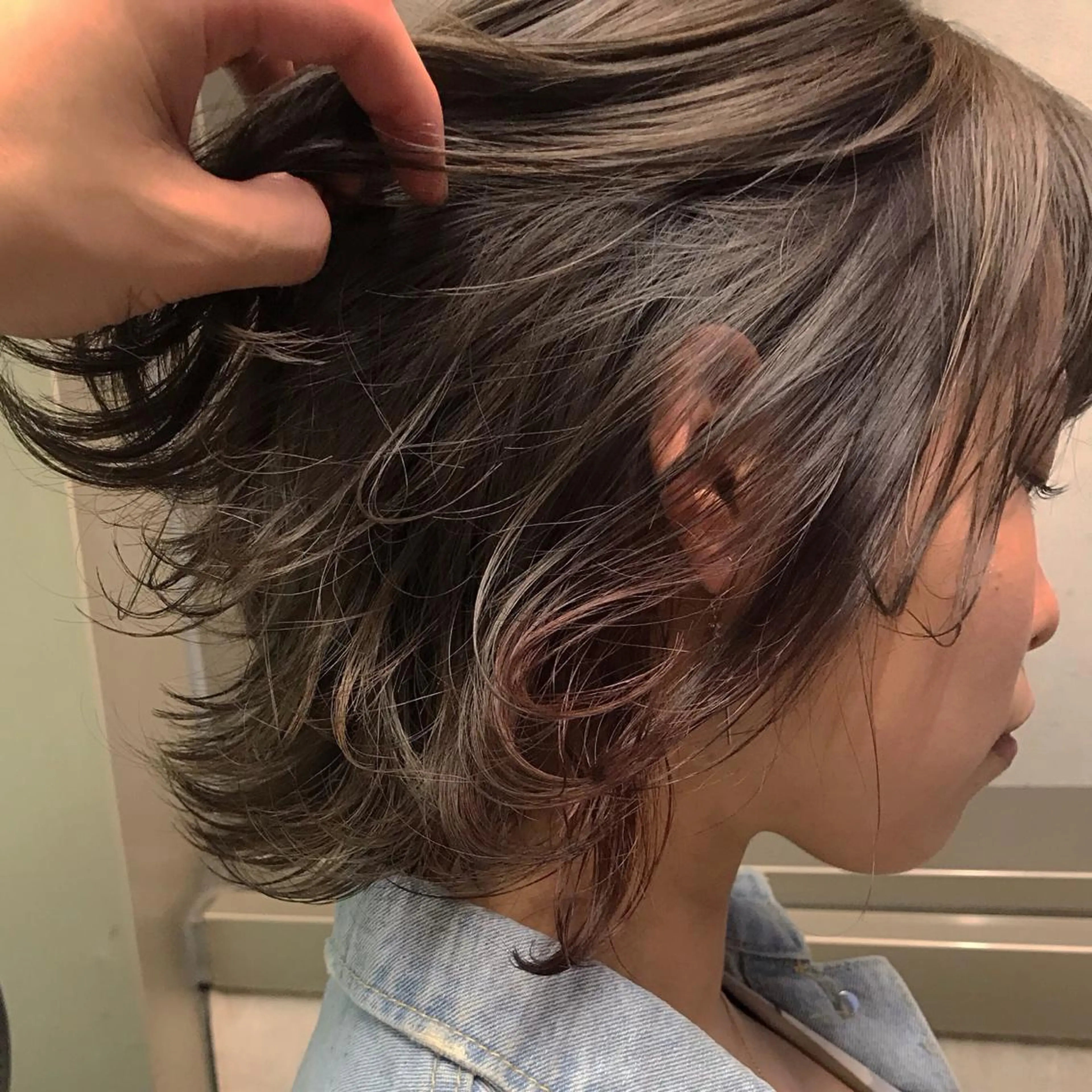 ミディアム DopeLIT モデル募集中のヘアスタイル