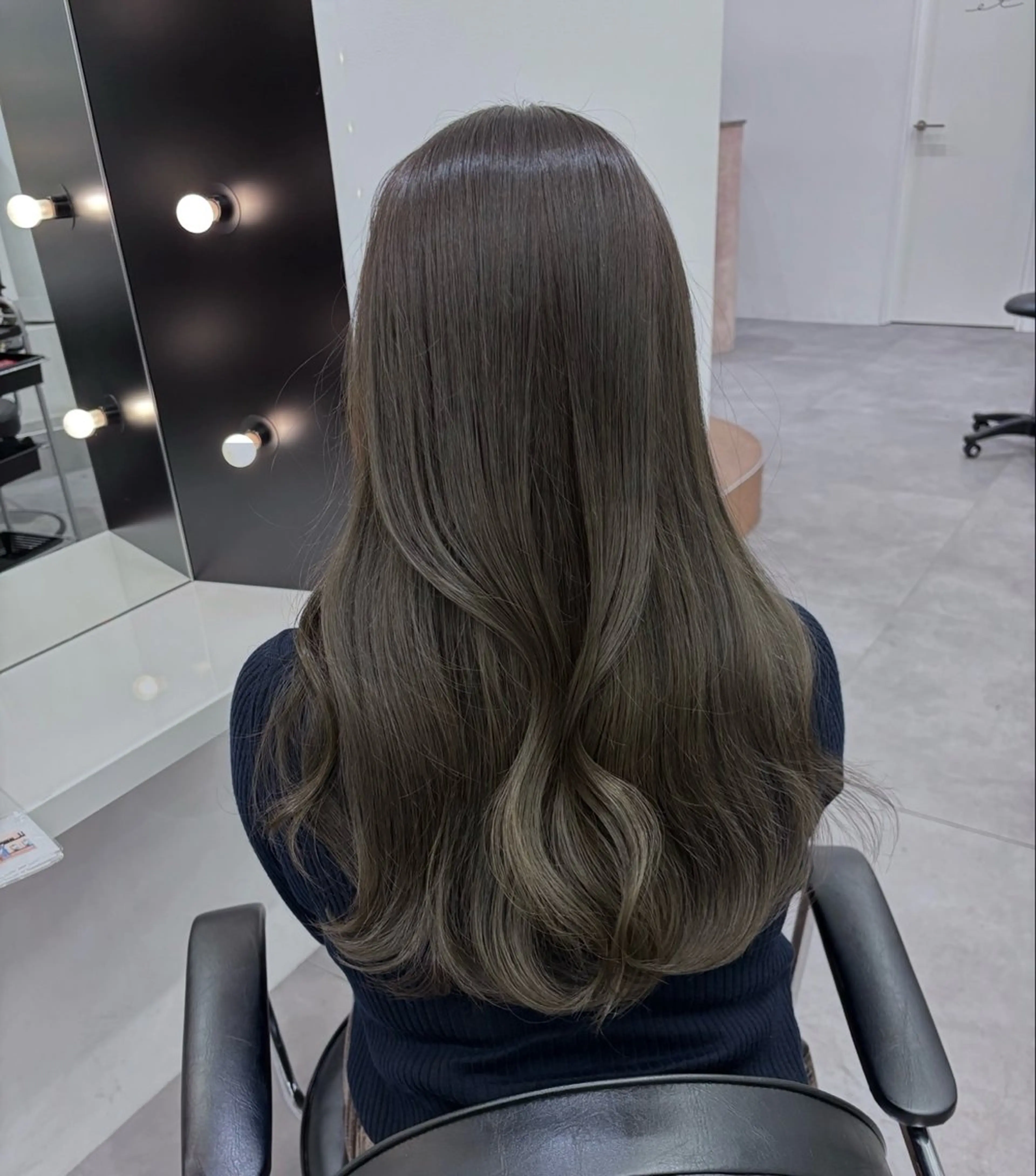 ロング ボブ 顔まわりレイヤー 顔周りカット 髪質改善 韓国風ヘア 松井 にこのヘアスタイル