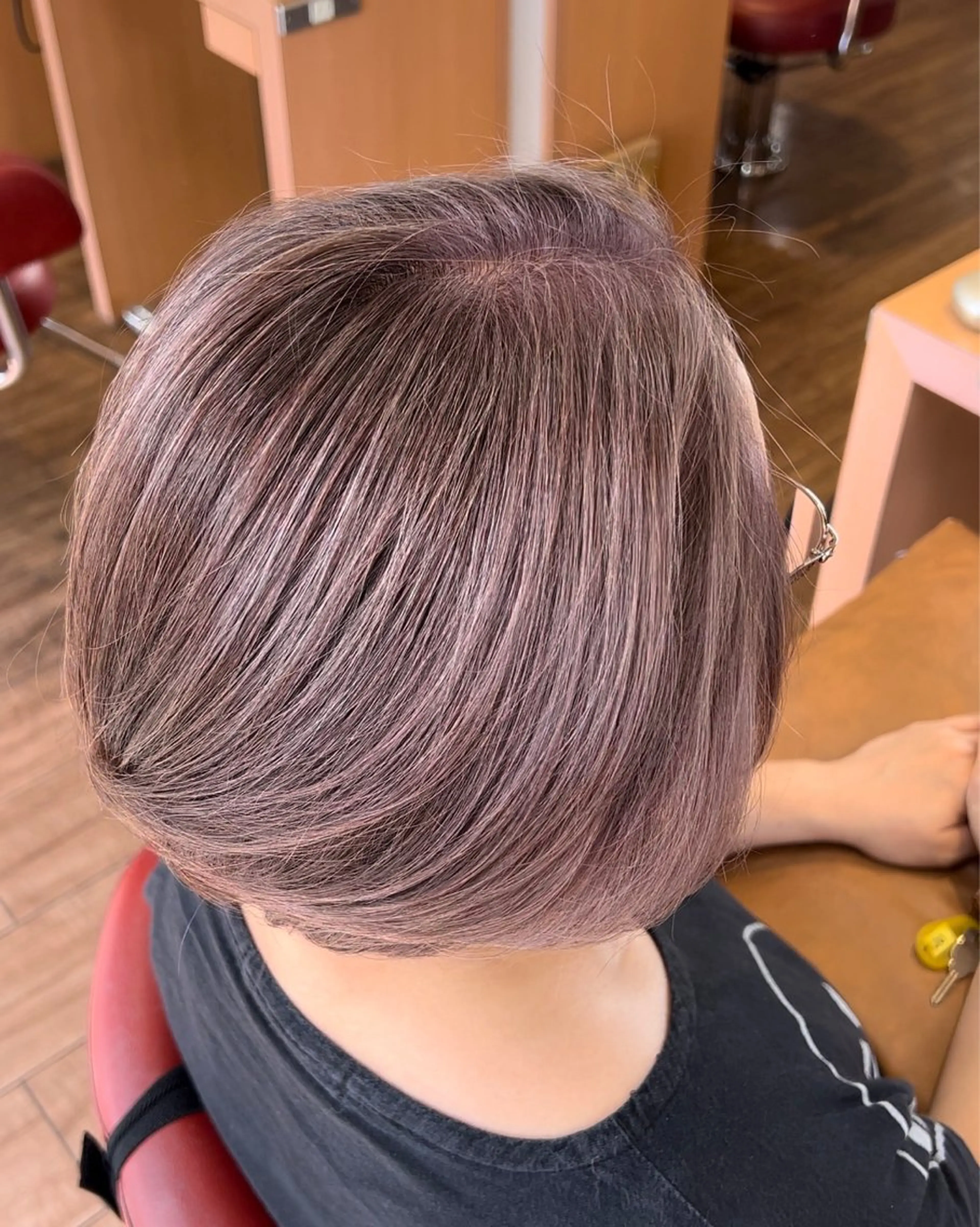 脱白髪染め＋前髪カットの写真