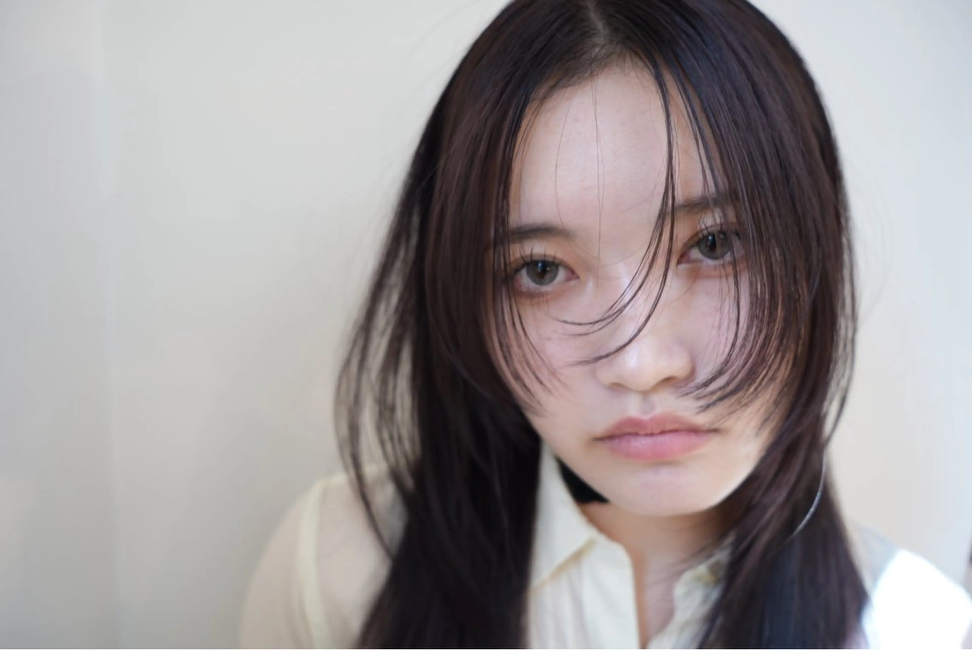 ロング 韓国/透明感 Veluaのヘアスタイル