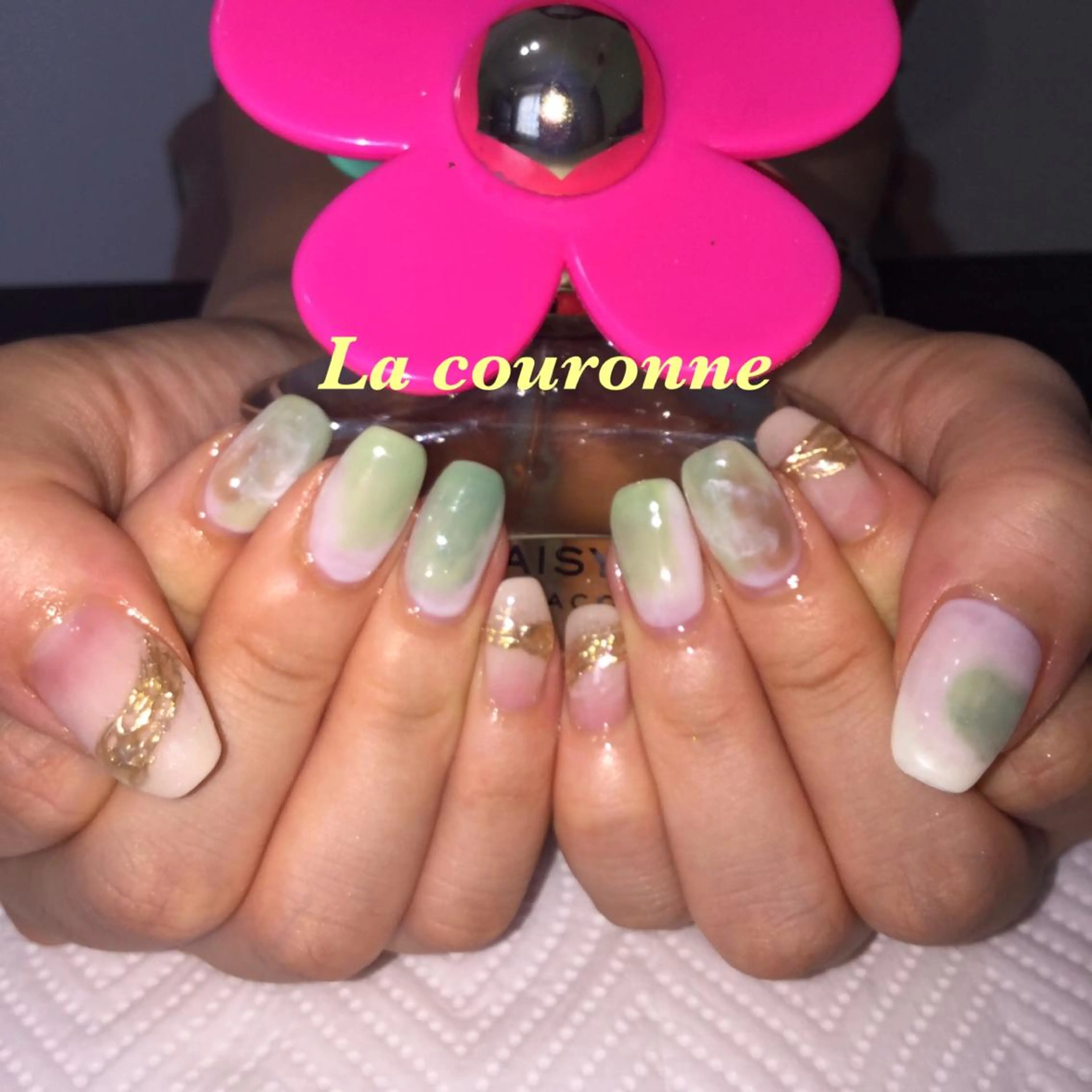 ネイル Lacouronne NATSUMIのネイルデザイン