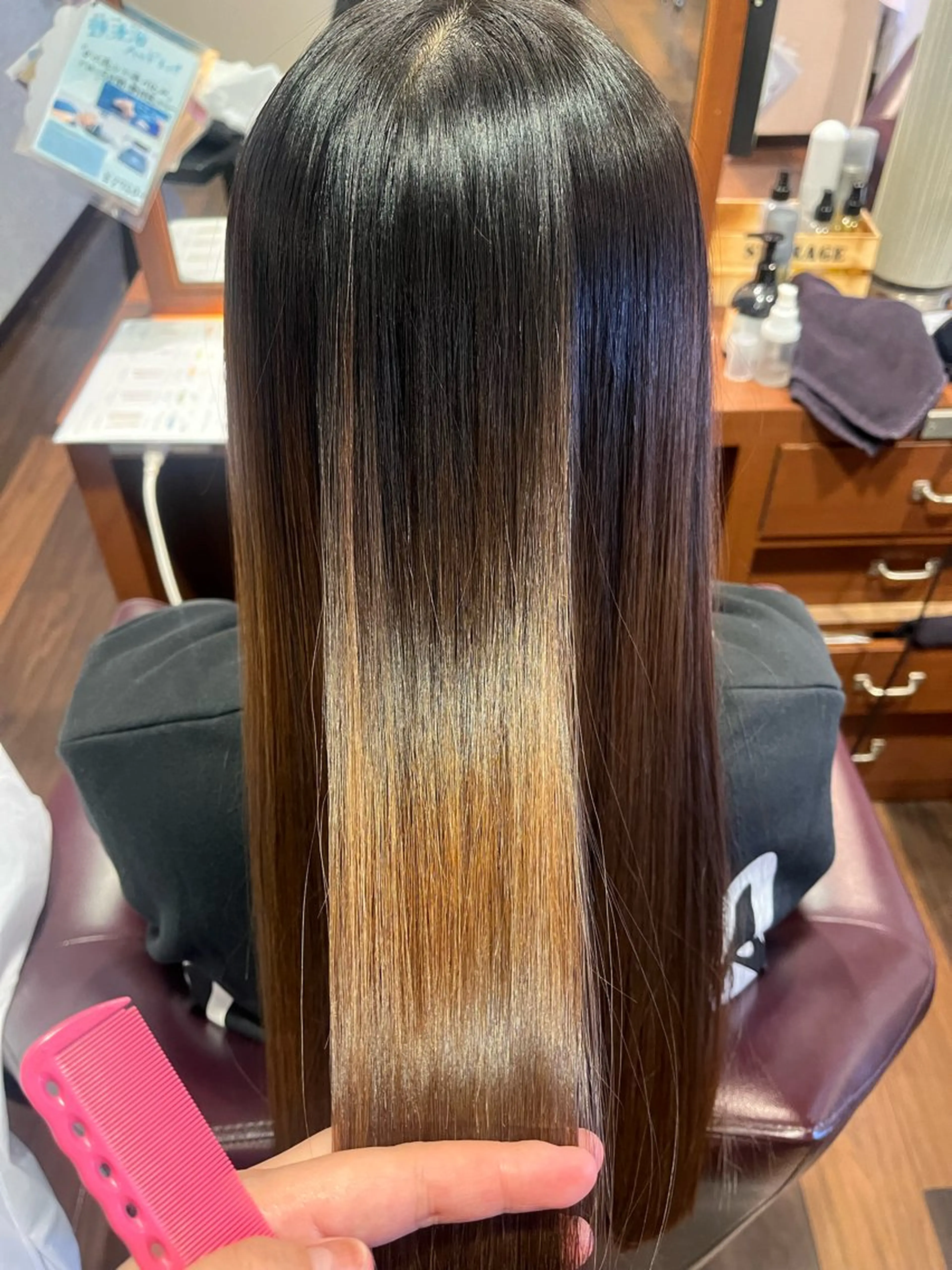 ロング 縮毛矯正 トリートメント よしだ しおりのヘアスタイル