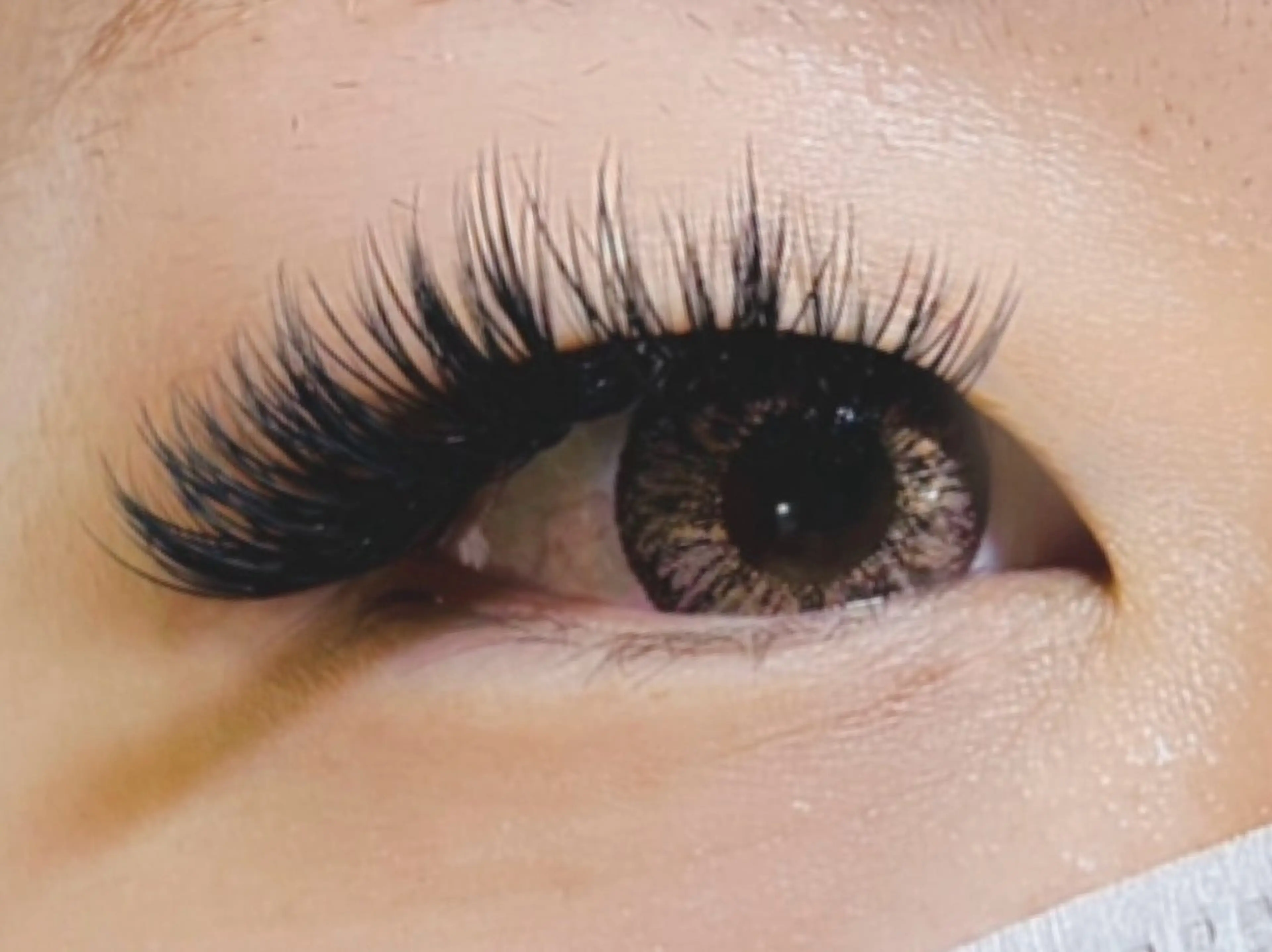 マツエク・マツパ 付け放題 バインドロック 束感まつ毛 フラットラッシュ パリジェンヌラッシュリフト マツエク リナ アメ村のマツエク・マツパデザイン