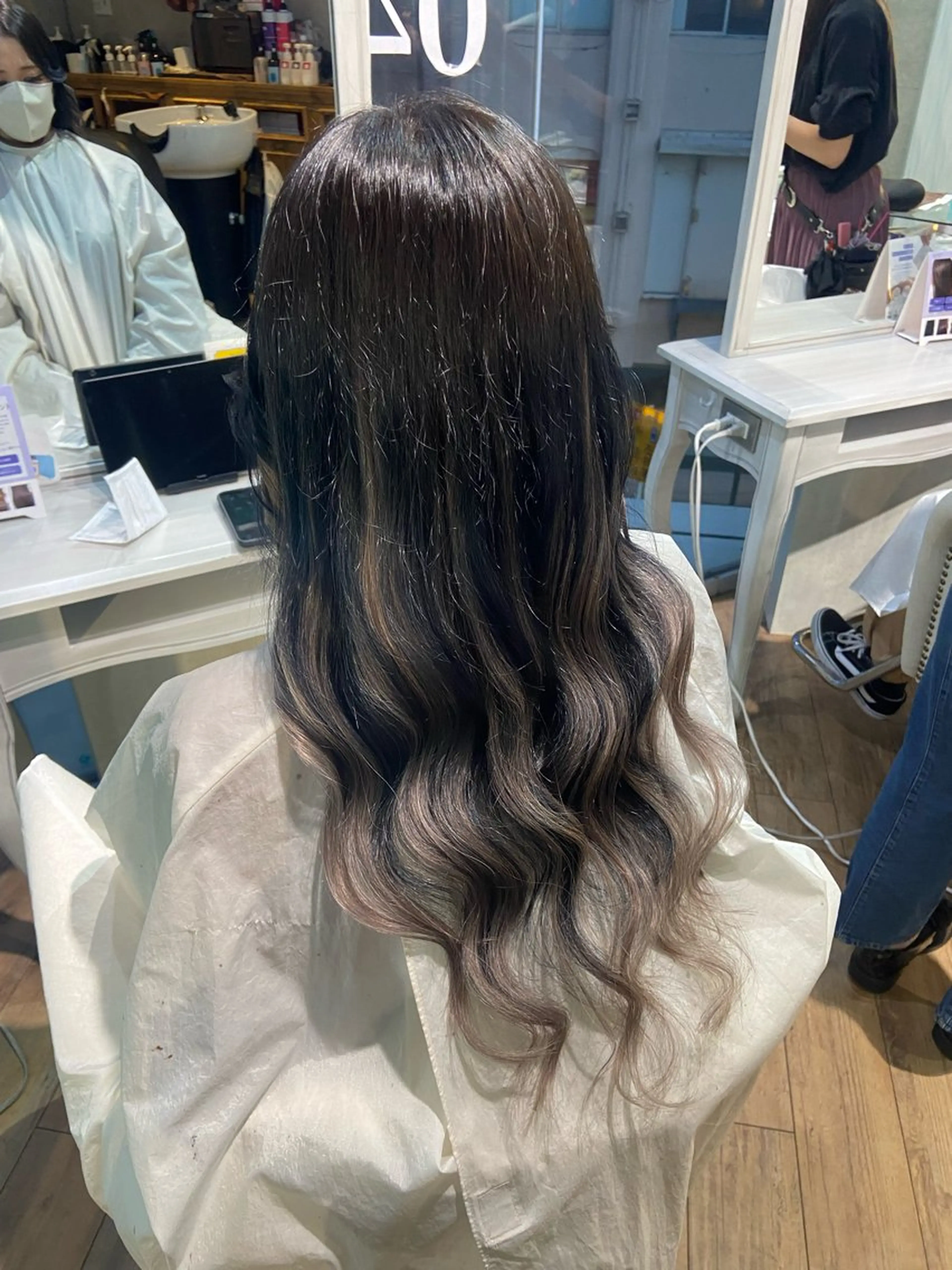 ヘアカラー エクステ 🧸プルエクステ❤︎ ネイルKAO🧸のヘアスタイル