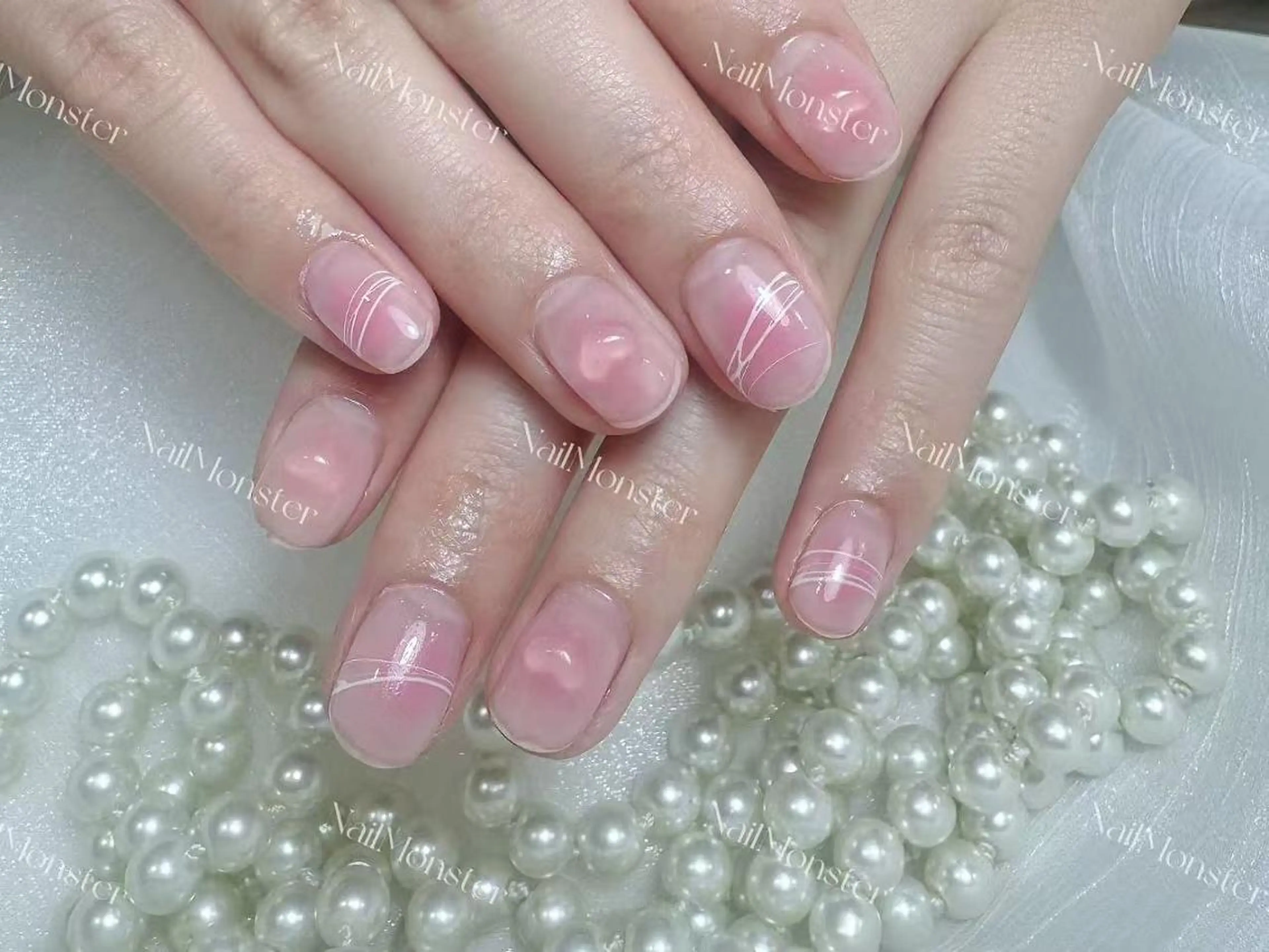 ネイル アートネイル オーロラネイル ガーリー キラキラネイル 韓国ネイル Nail Monsterのネイルデザイン