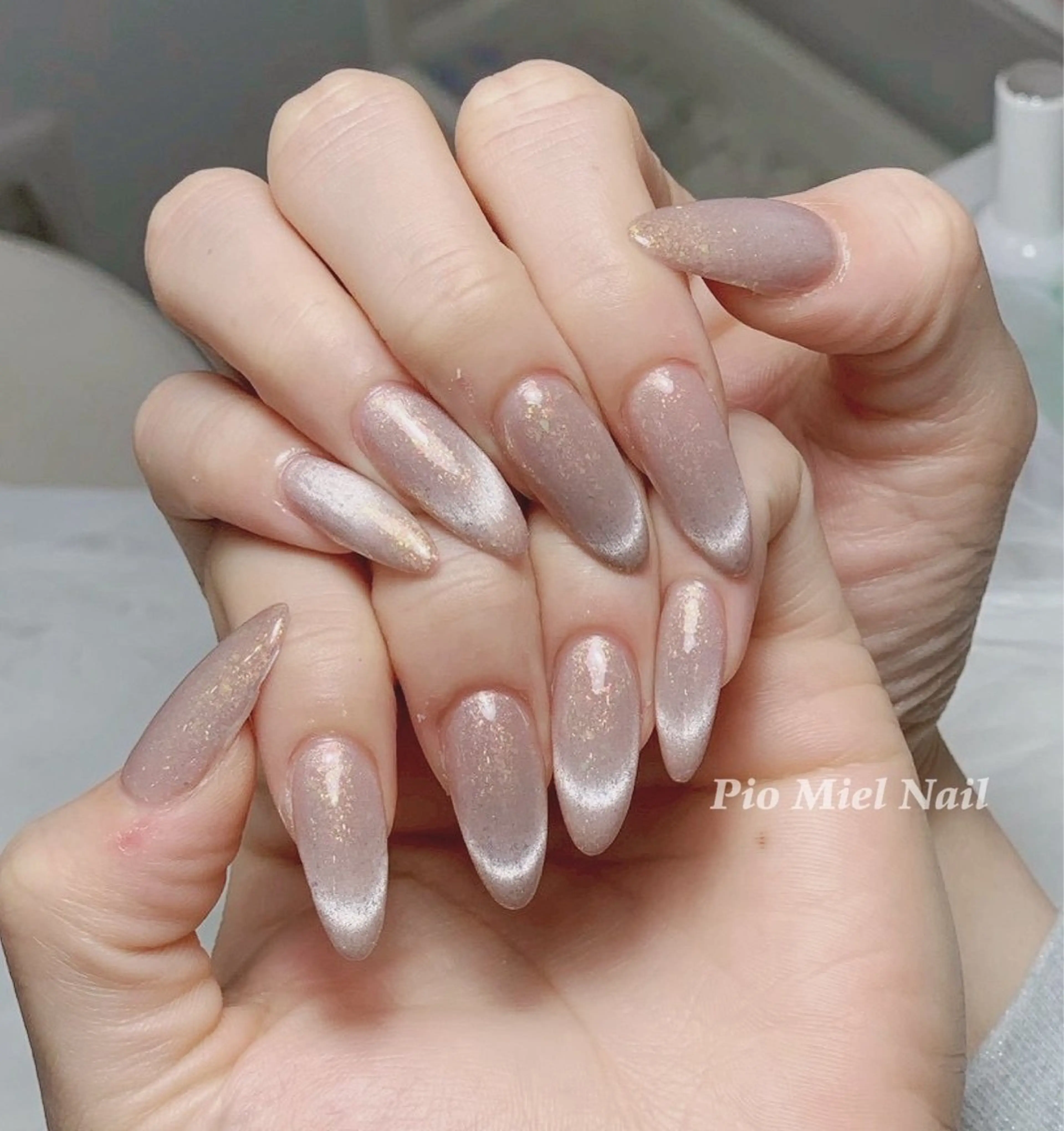 ネイル ハンドネイル HANA 長さだしのネイルデザイン