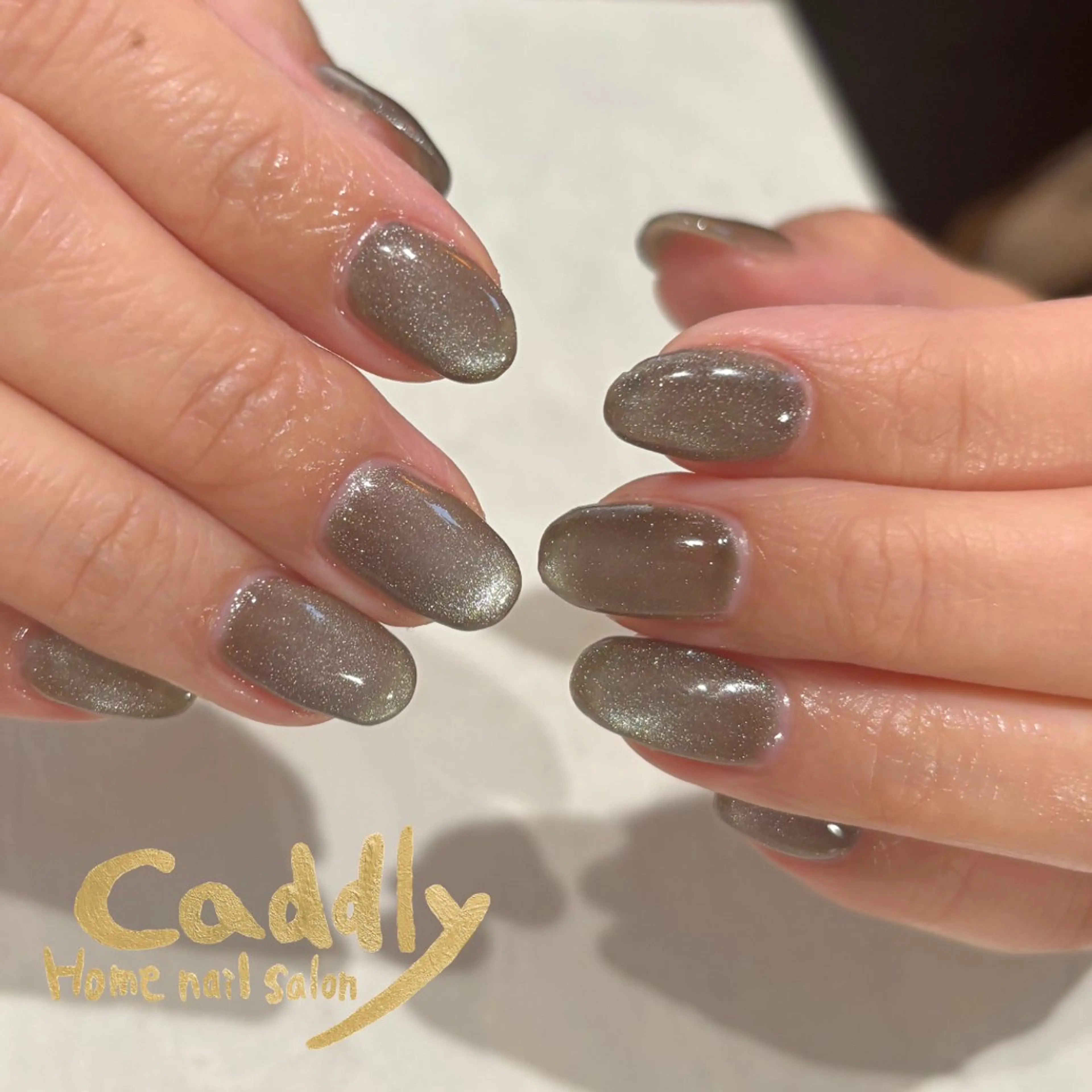 ネイル ゴールド ニュアンスネイル パープル ハンドネイル caddly naoのネイルデザイン