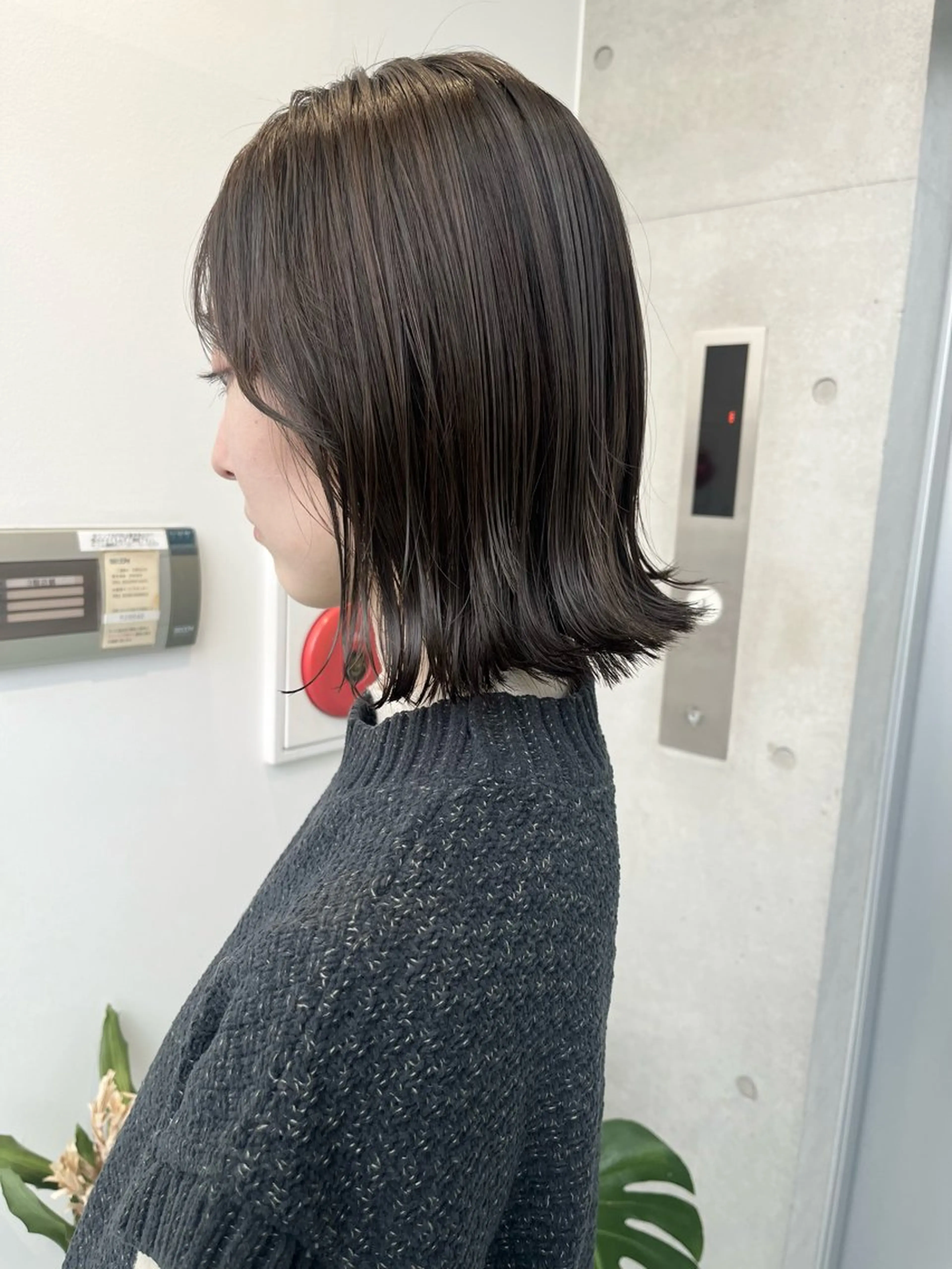 ミディアム カラー パーマ カット ヘアカラー トリートメント ヘッドスパ ヘアセット 透明感/オリーブ/ グレージュ/YUKAのヘアスタイル