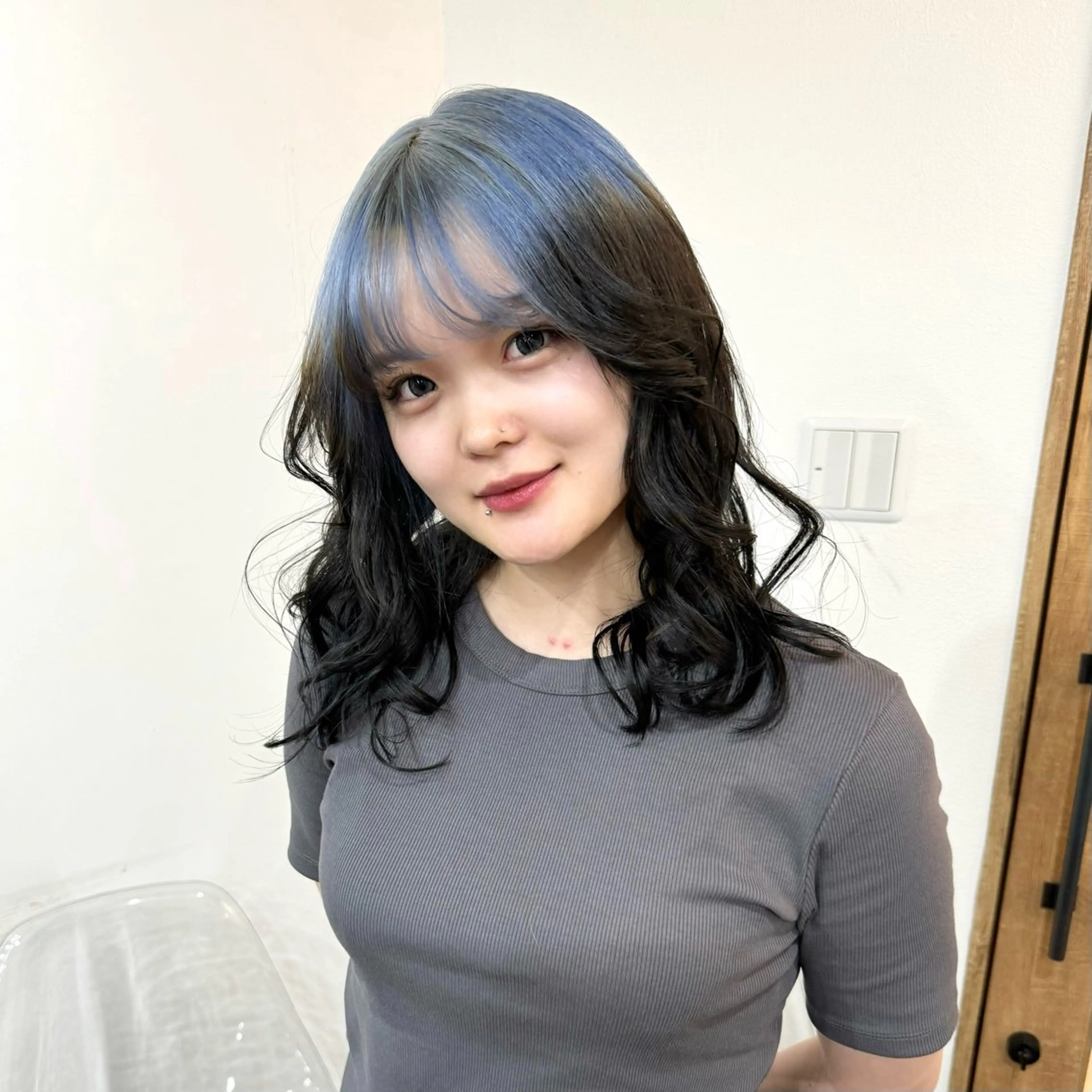 セミロング カラー 透明感ワンカラー梅田 ダブルカラー/川上のヘアスタイル