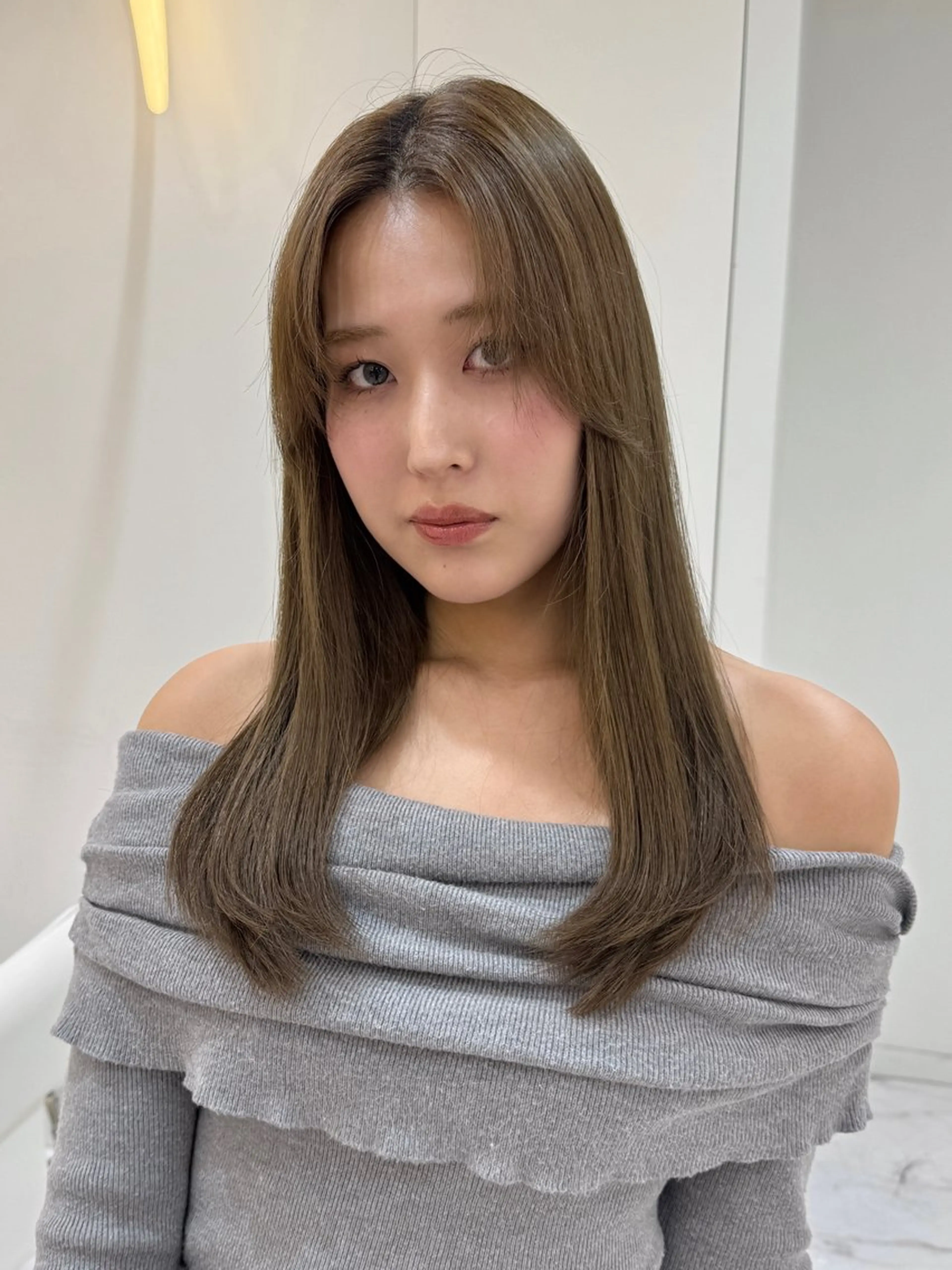 セミロング カット ヘアカラー トリートメント 髪質改善/艶髪 MINAMIのヘアスタイル