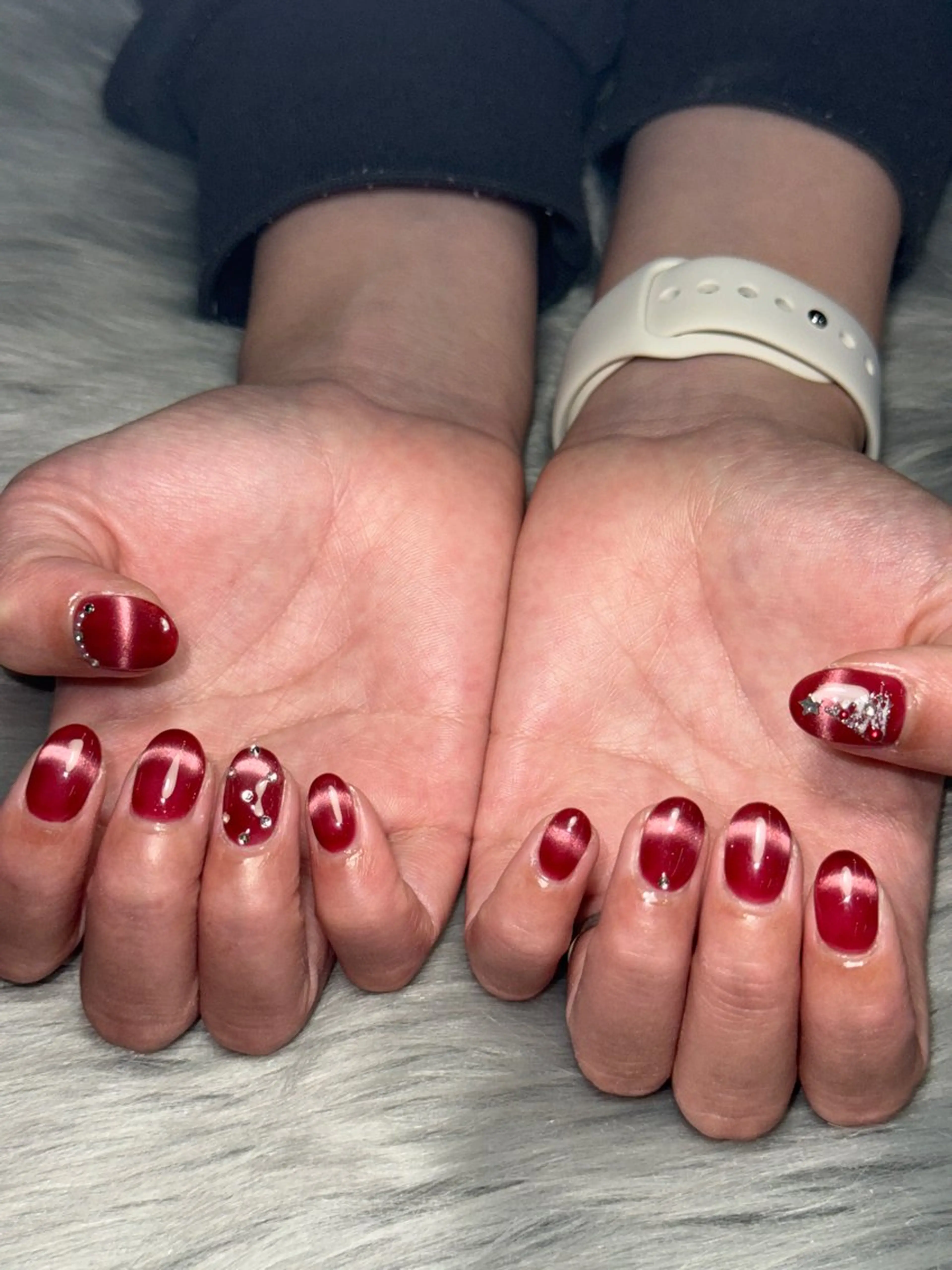 ネイル Momoka 🍑🎀のネイルデザイン