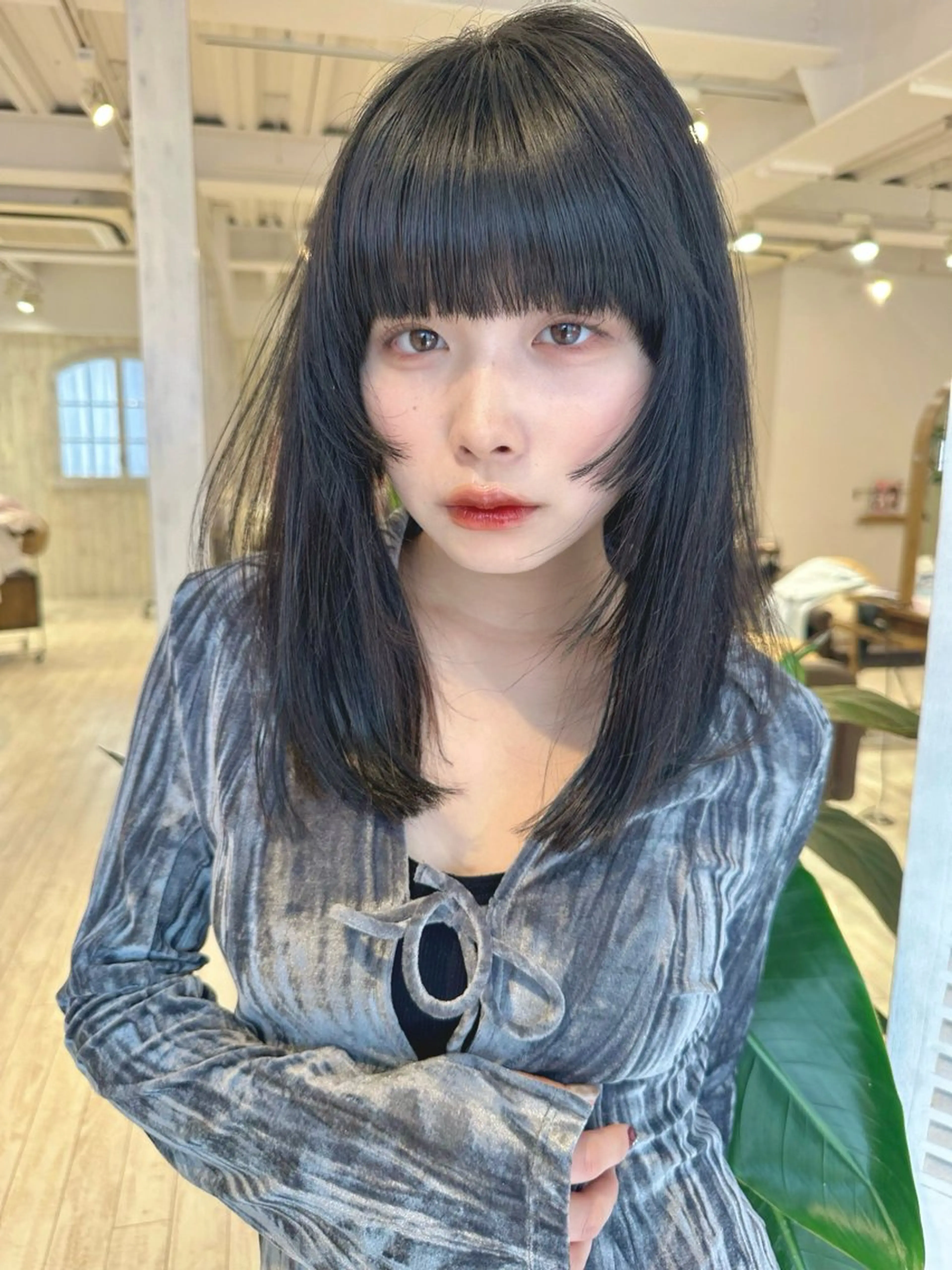 セミロング カット トレンドヘア🌿 chinariのヘアスタイル