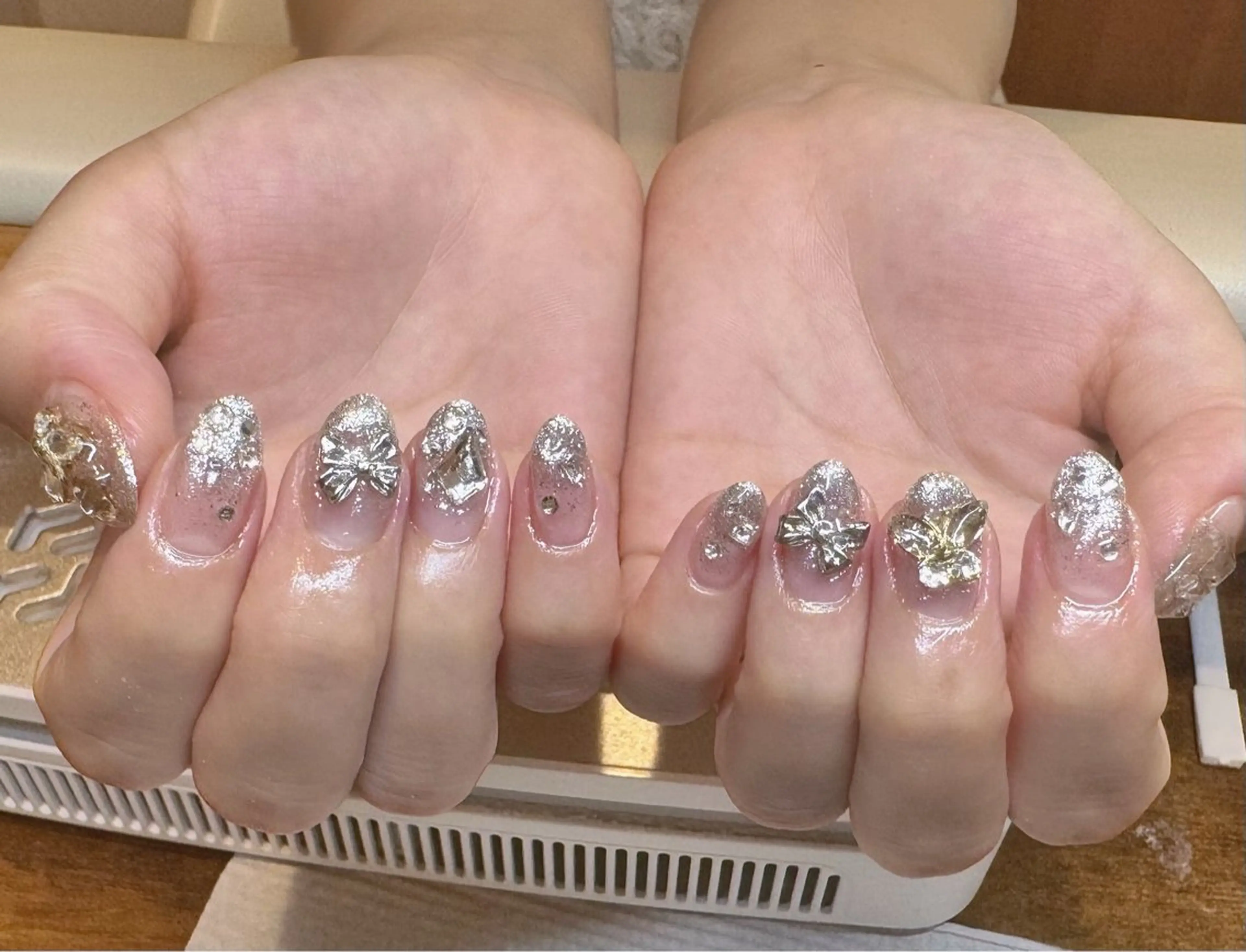 ネイル べっ甲ネイル ボルドー ブラウン マグネットネイル ニュアンスネイル RinRin　nail所属・孔 ジンシェンのネイルデザイン