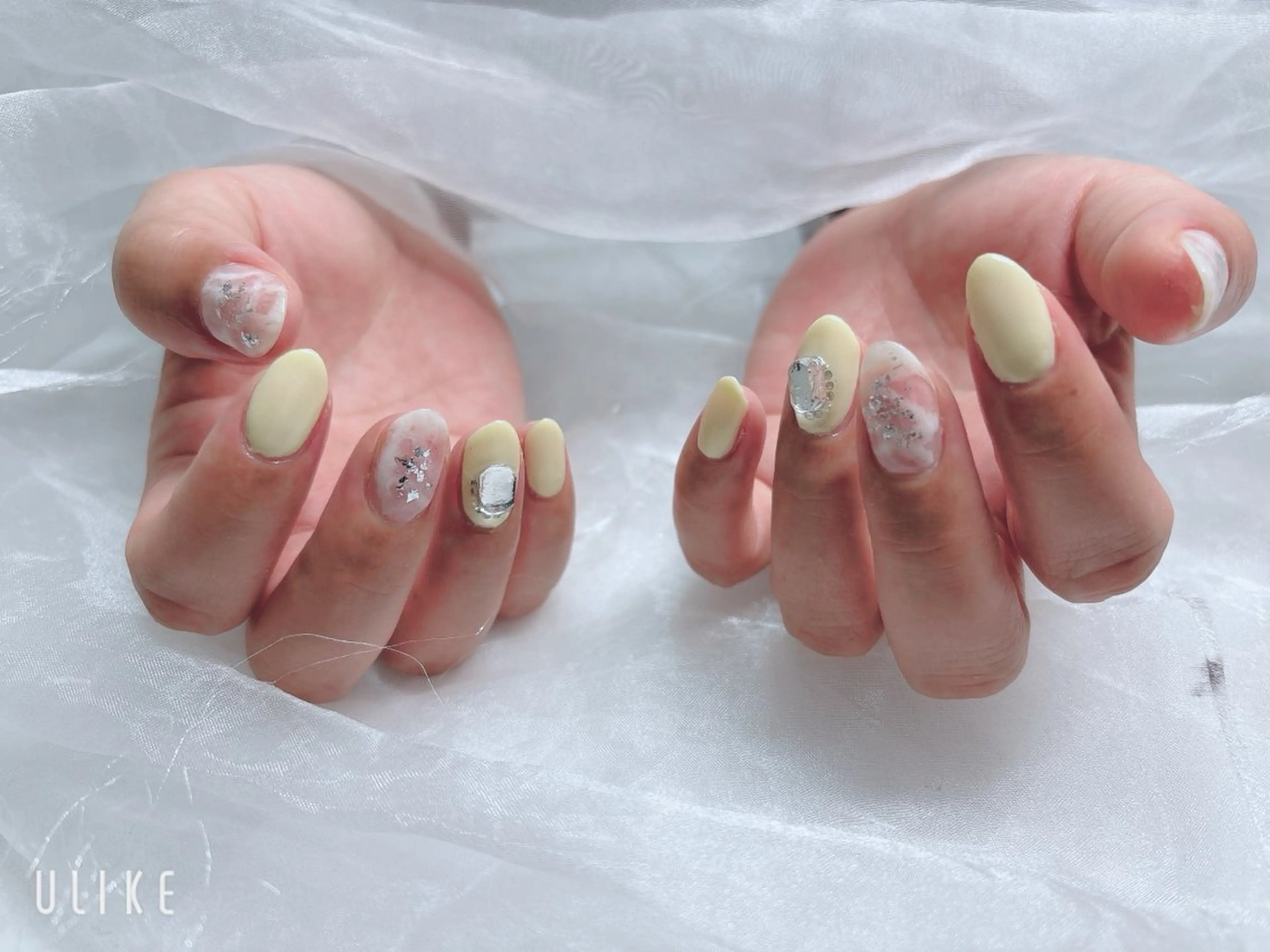 ネイル パステルネイル 黄色 ハンドネイル BABY LION :Fumiyoのネイルデザイン