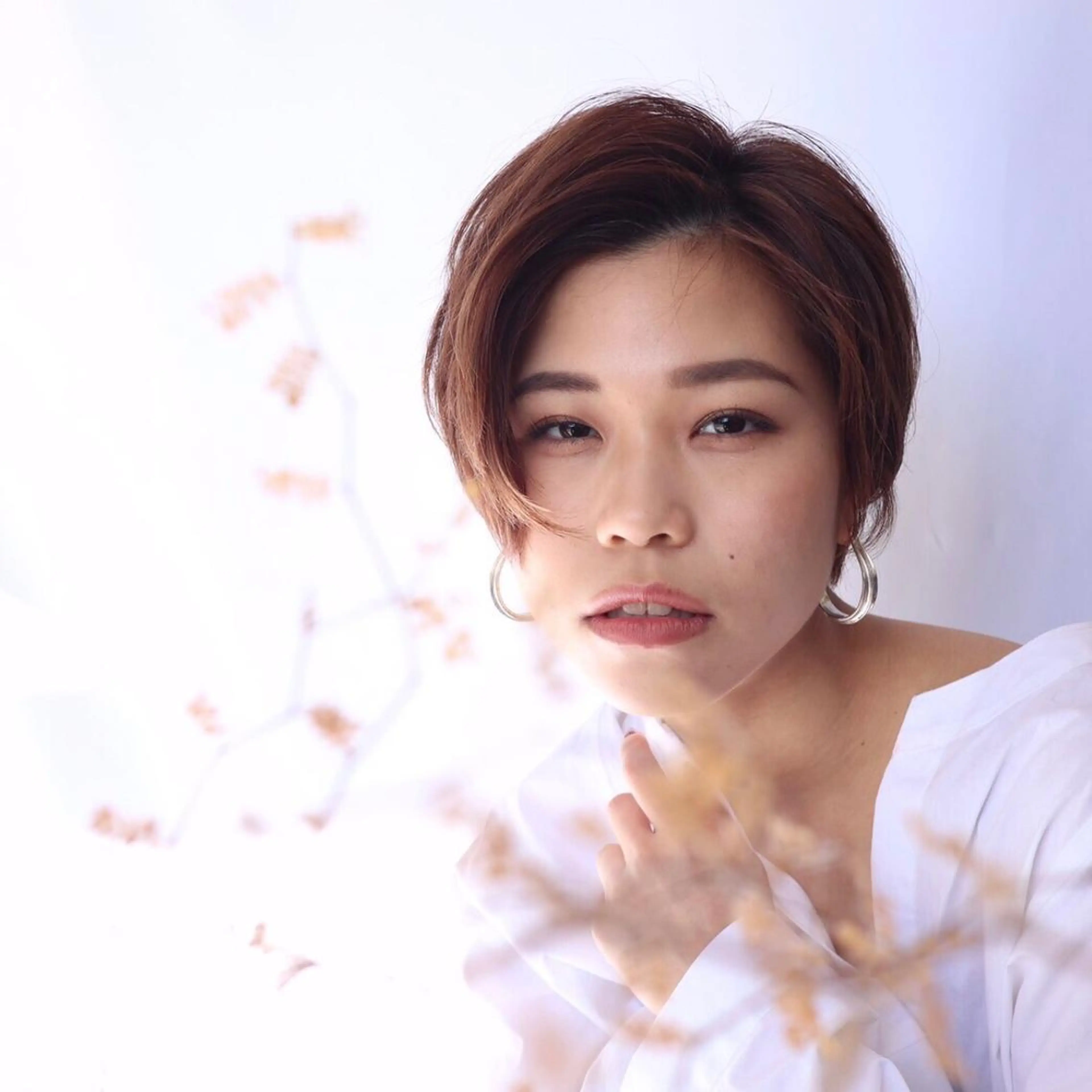 ショート 髙井 麻帆のヘアスタイル