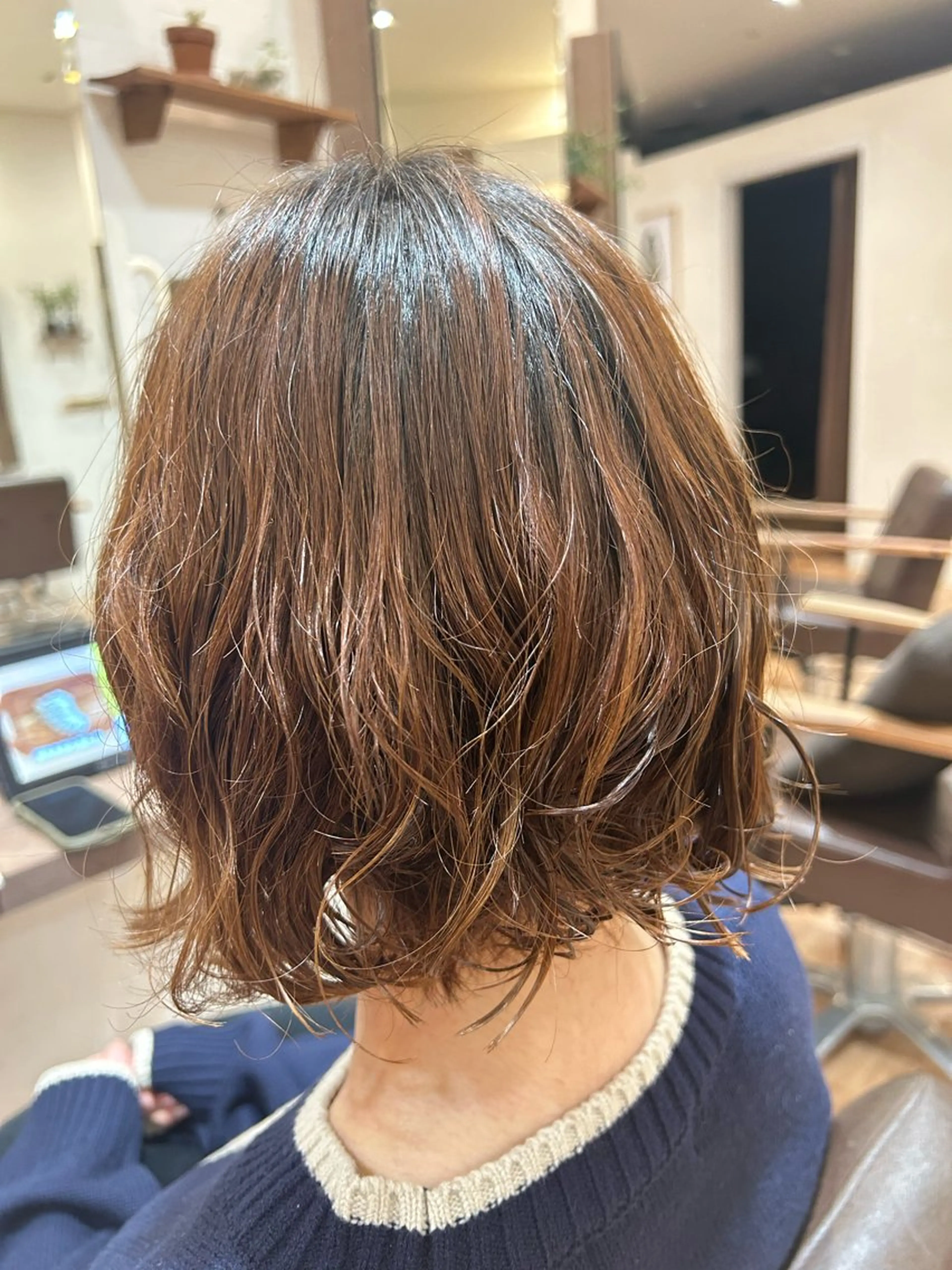 ショート パーマ 篠原 来実のヘアスタイル