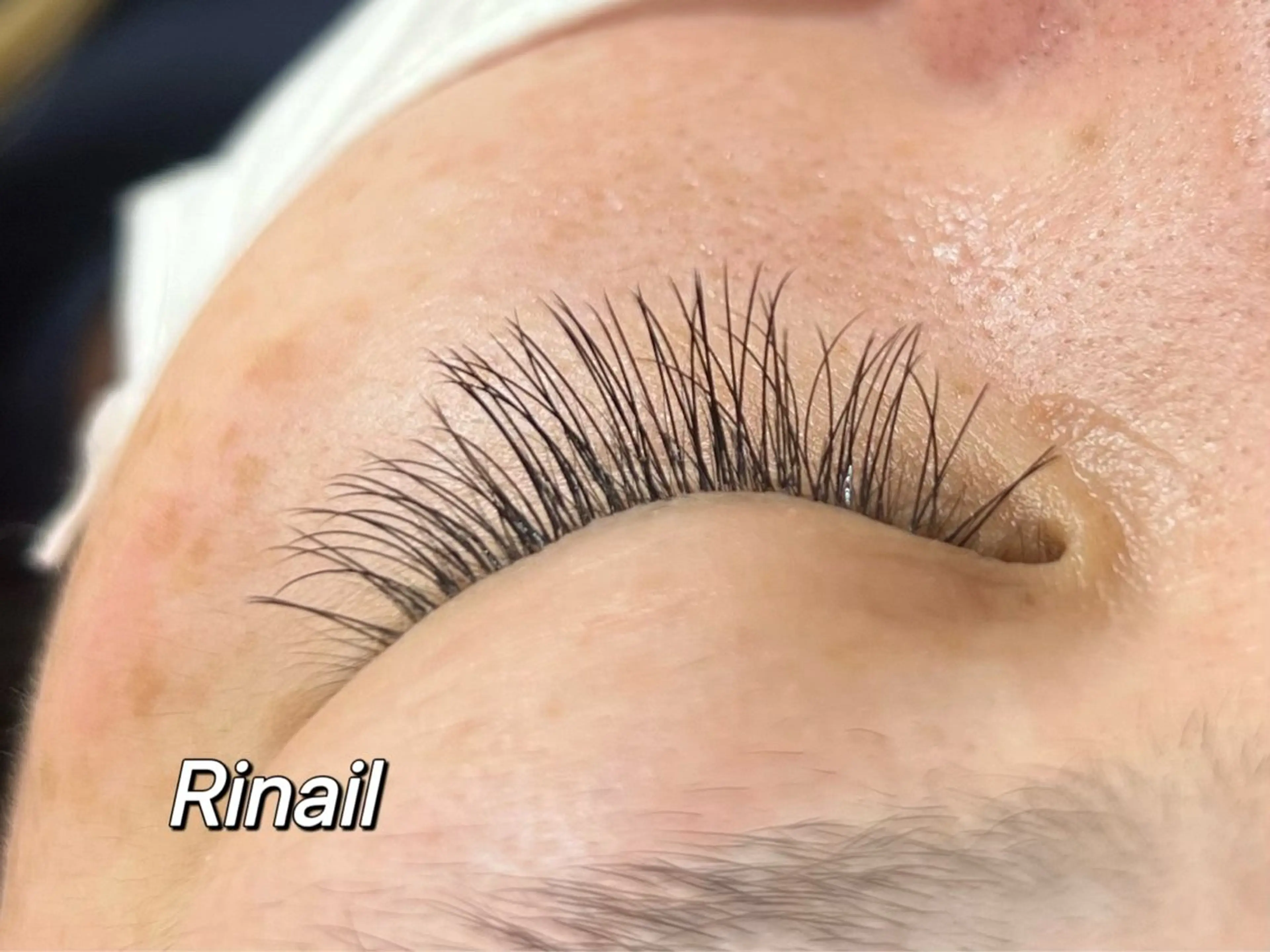 マツエク・マツパ バインドロック ナチュラル パリジェンヌラッシュリフト まつげパーマ 下まつげエクステ YK Rinのネイルデザイン