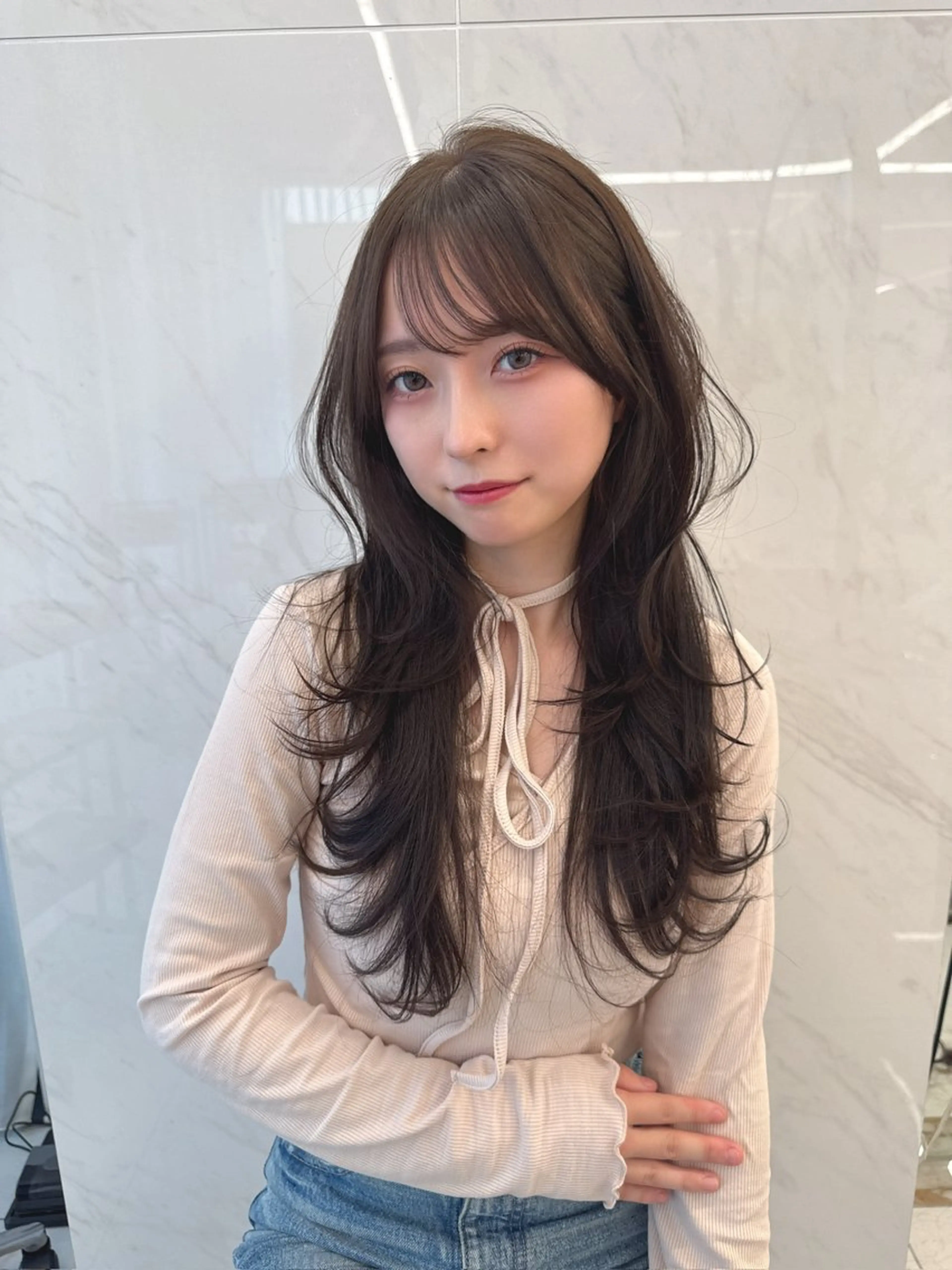 ロング 韓国風ヘア kiti Sakaeのヘアスタイル