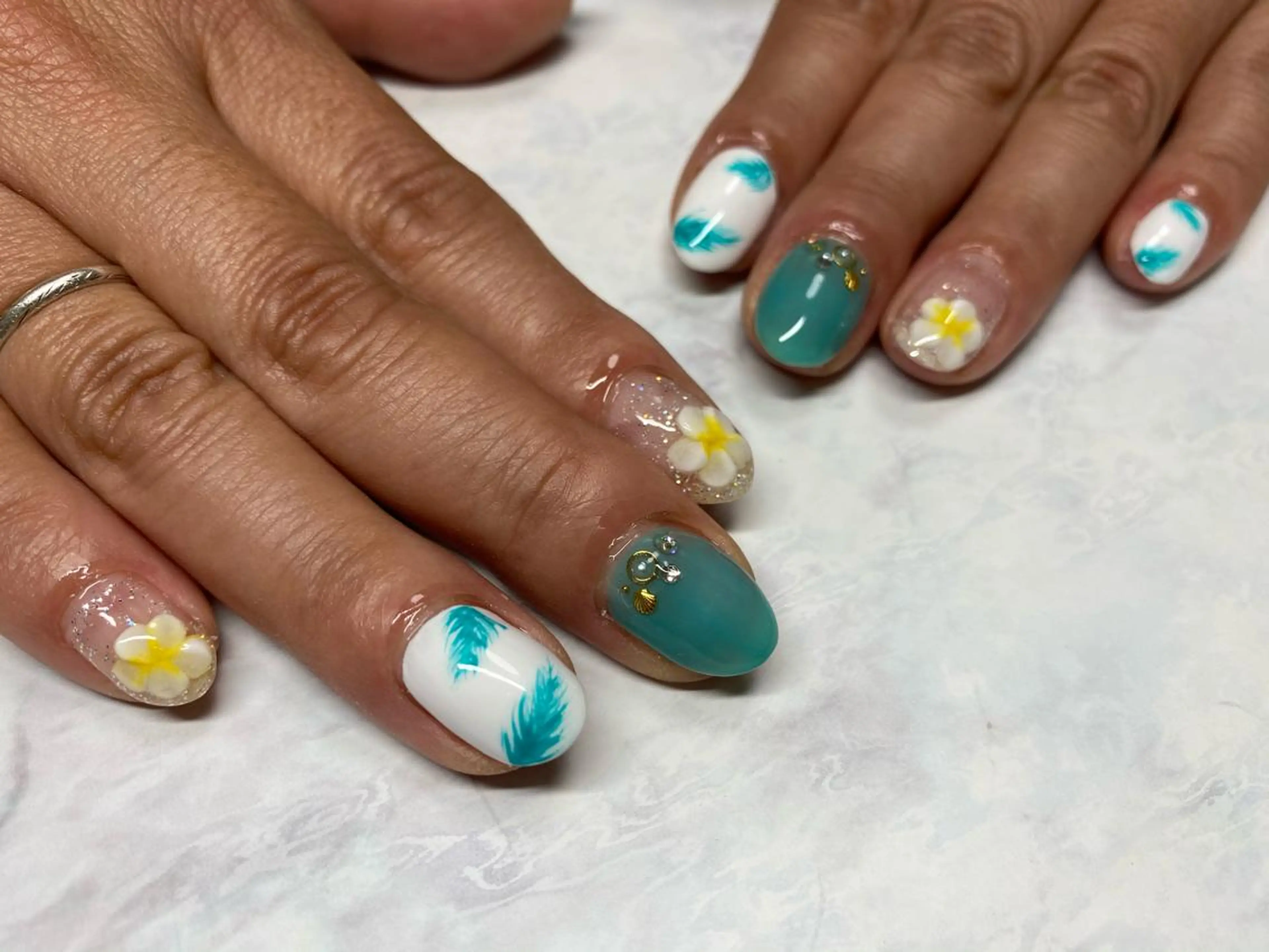 ネイル ハンドネイル Mana‪ ‪·͜· ❤︎‬のネイルデザイン