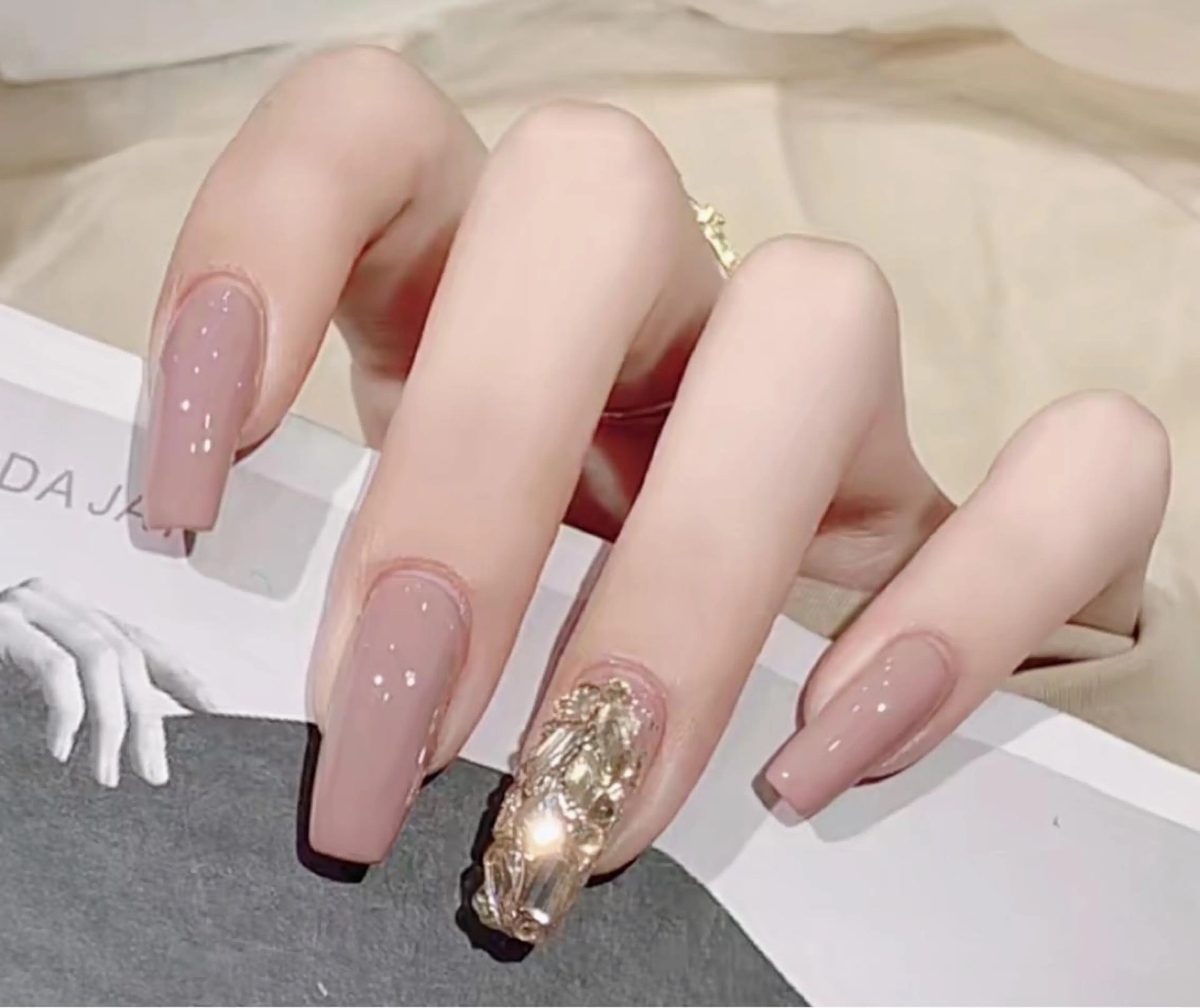 ネイル ハンドネイル lucky nail 歌舞伎町のネイルデザイン