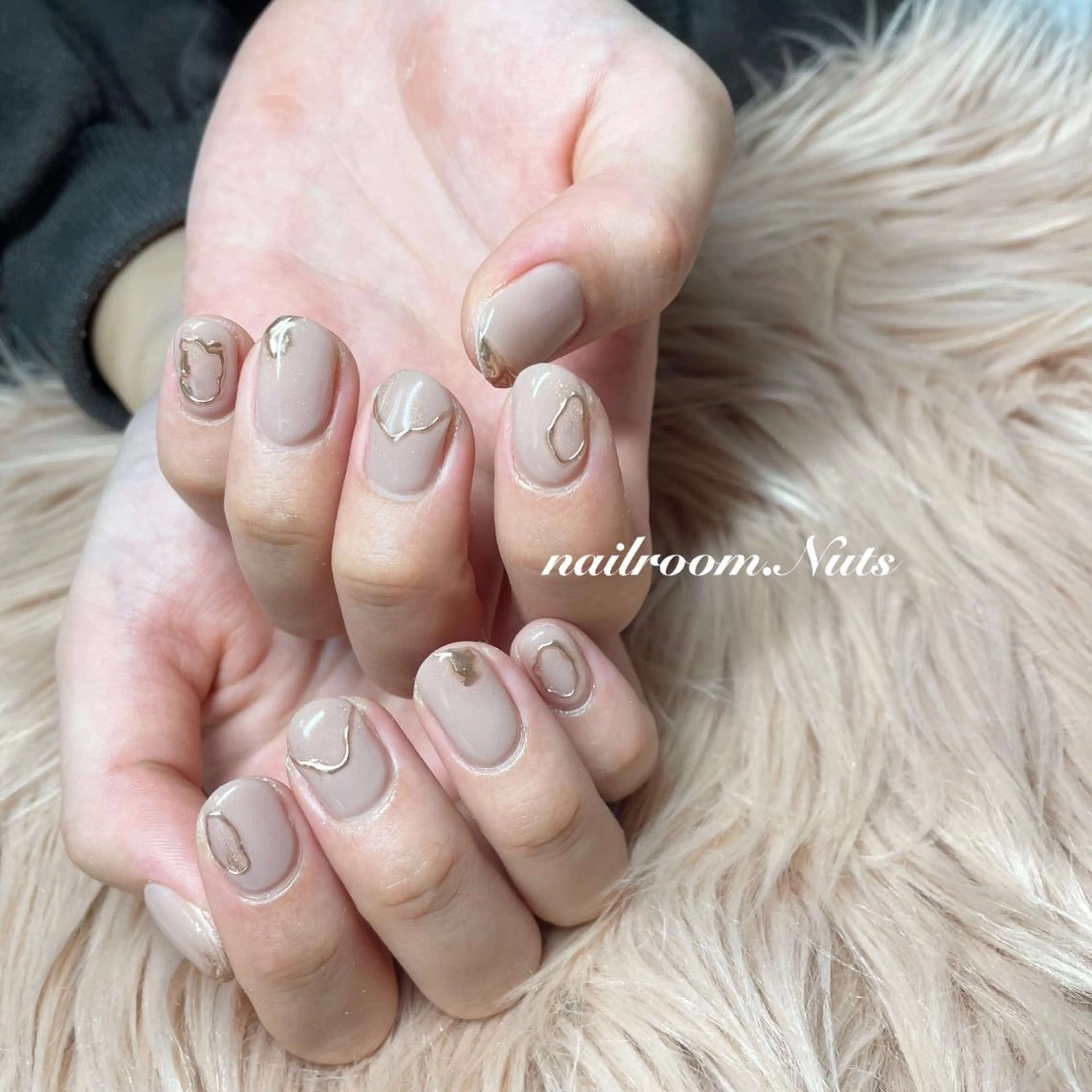 ネイル ハンドネイル nailsalon Nutsのネイルデザイン